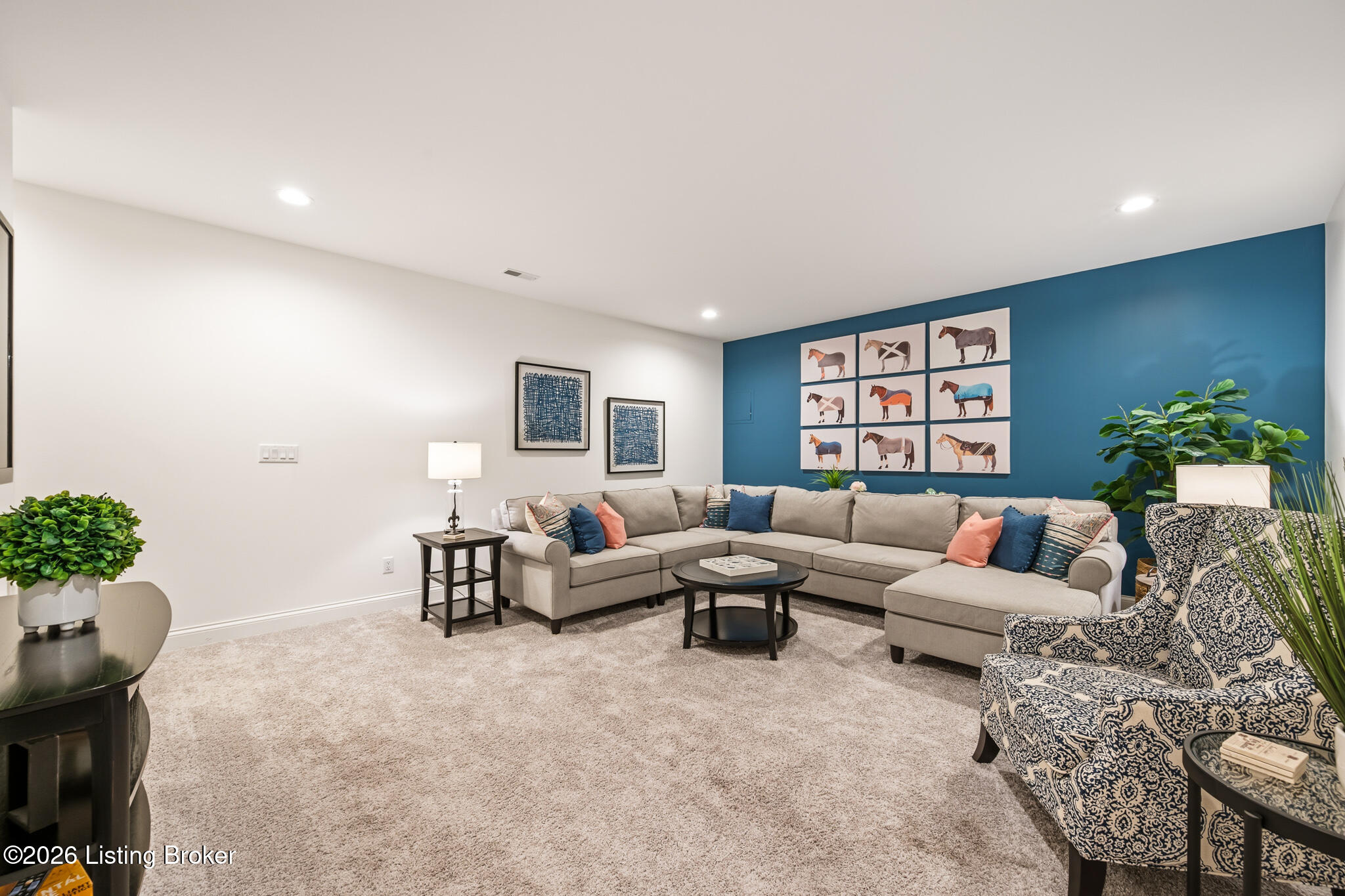 6110 Mistflower Cir