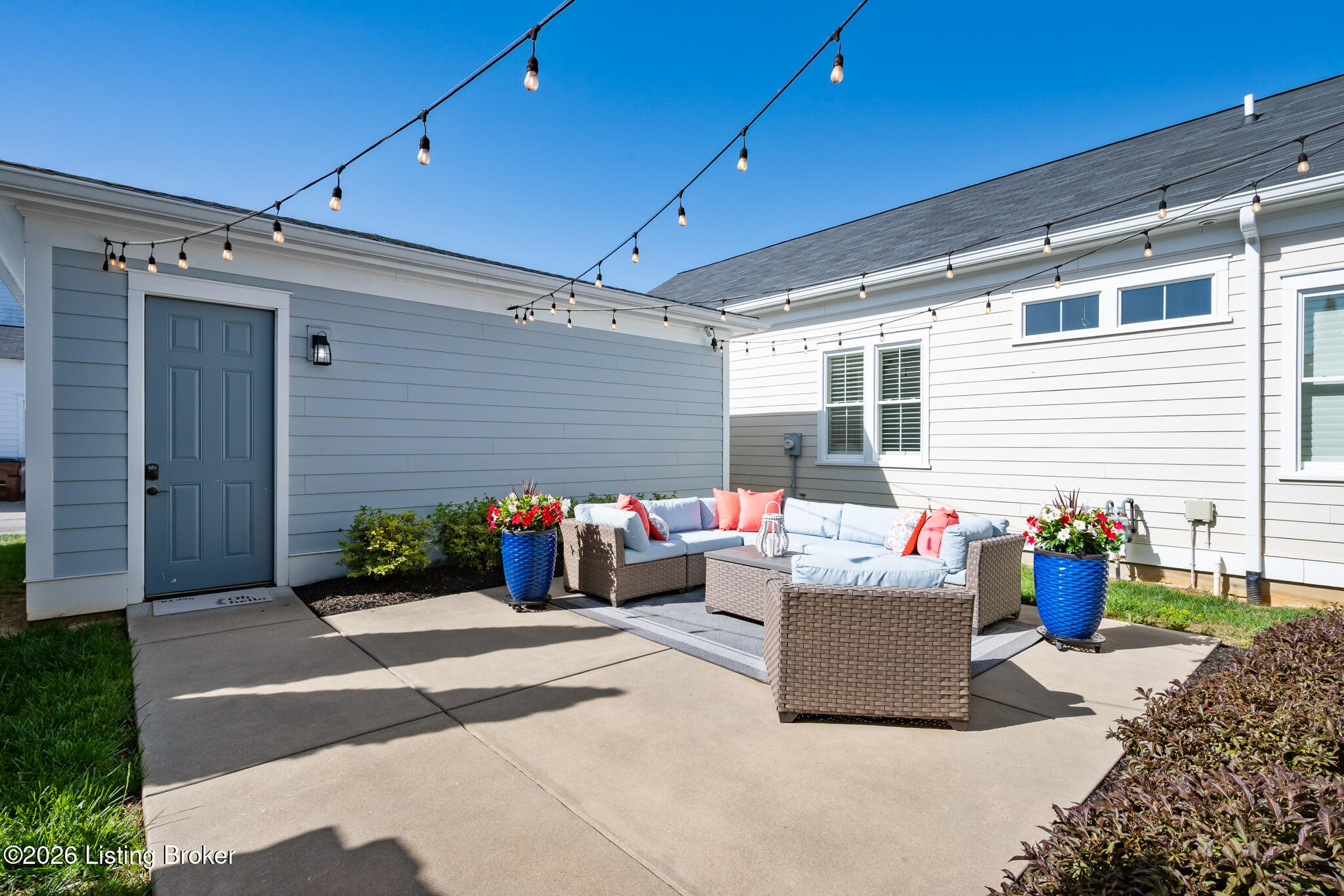 6110 Mistflower Cir