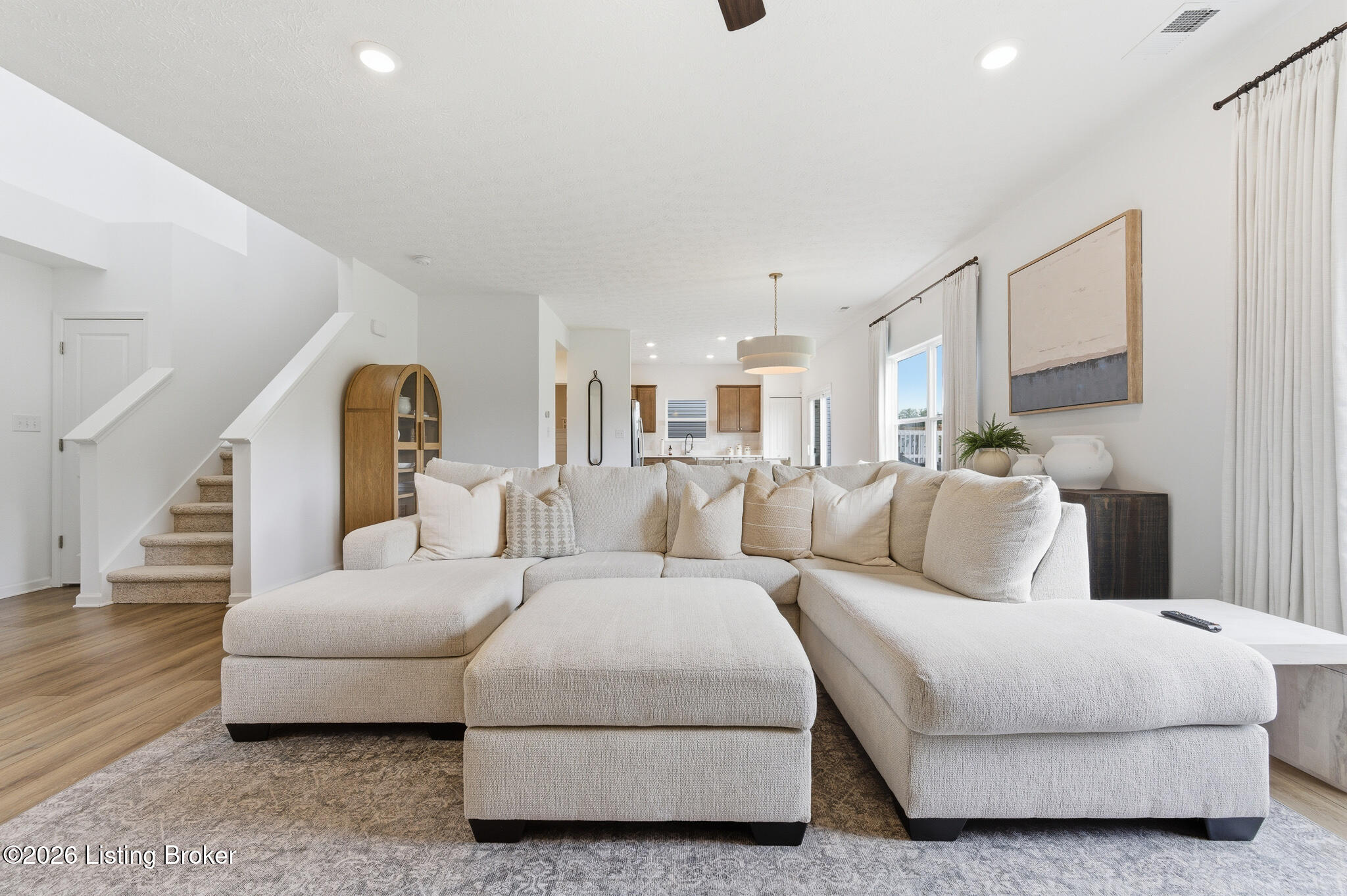 17110 Meander Way