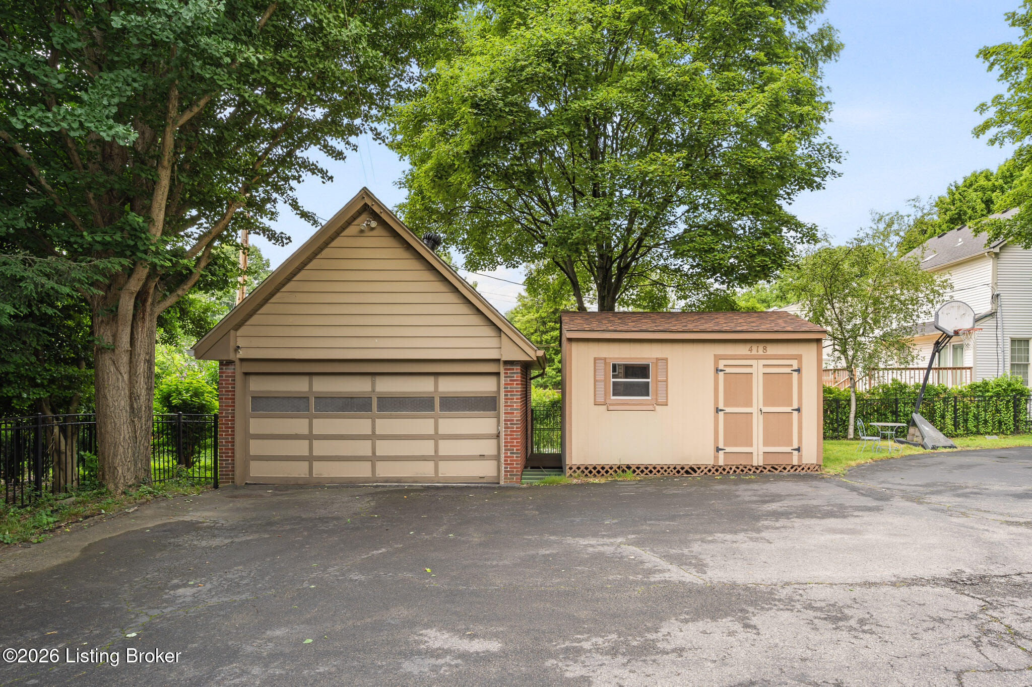 420 Breckenridge Ln