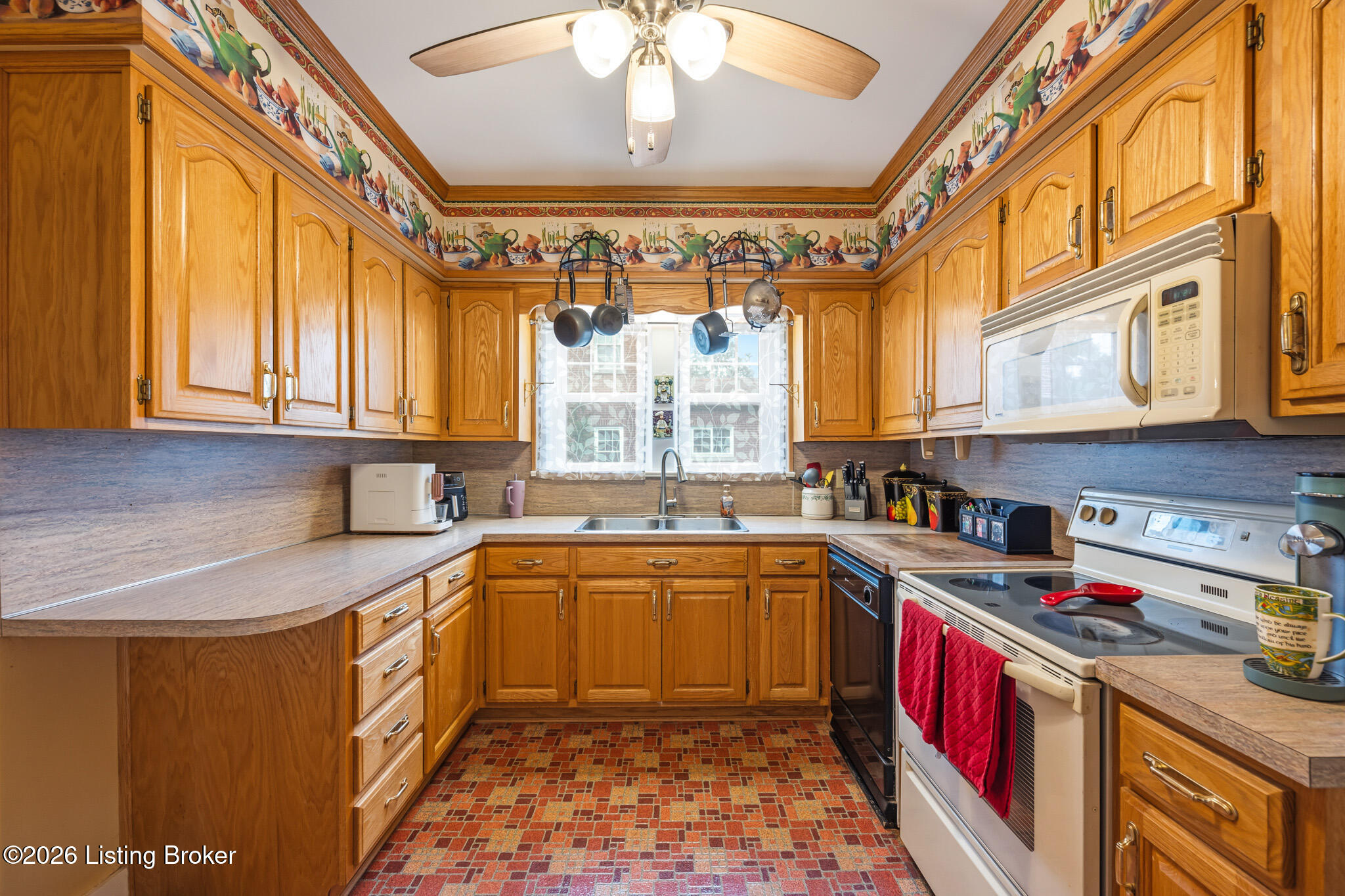 420 Breckenridge Ln