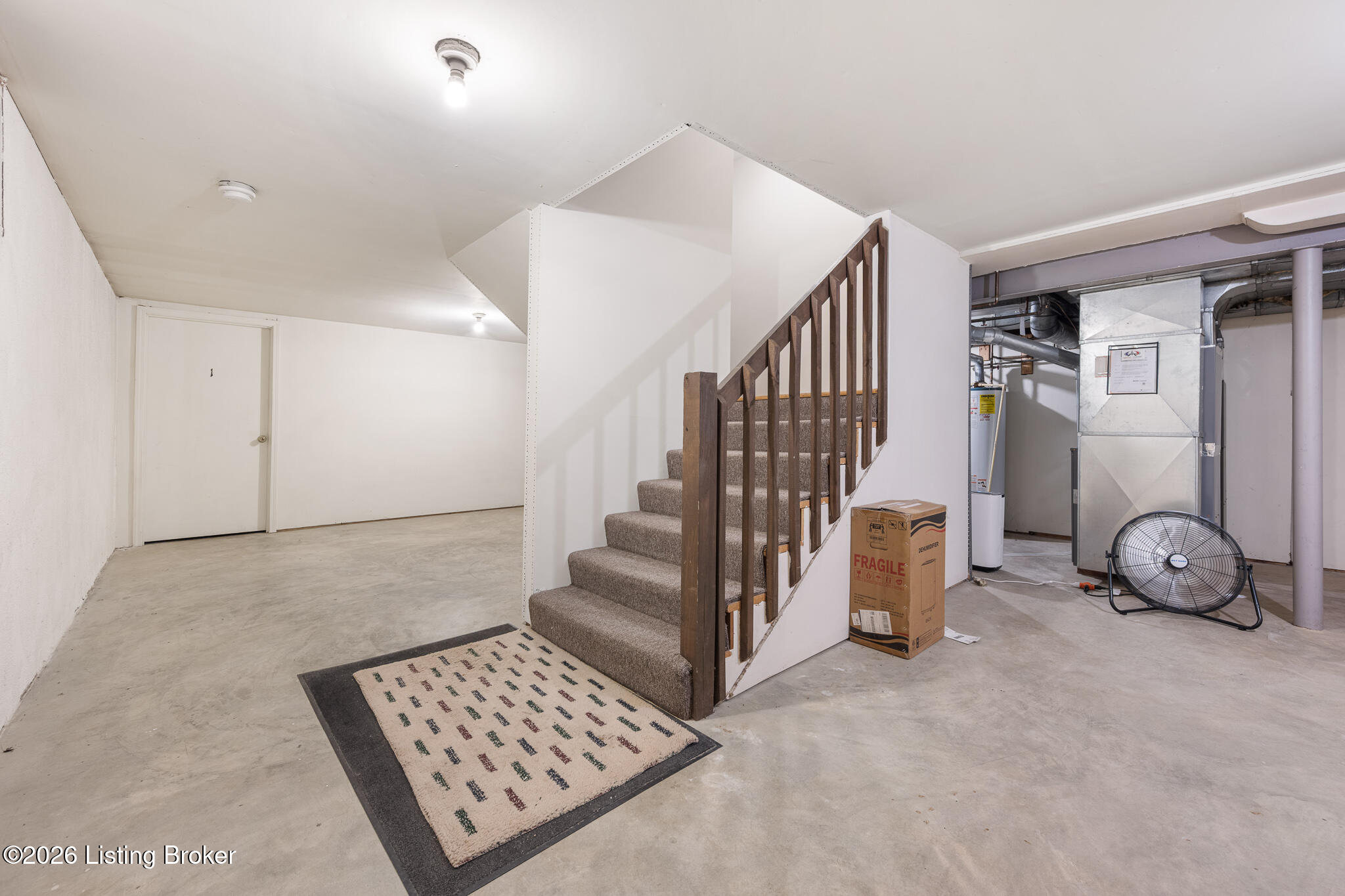 188 Saint Matthews Ave APT 3