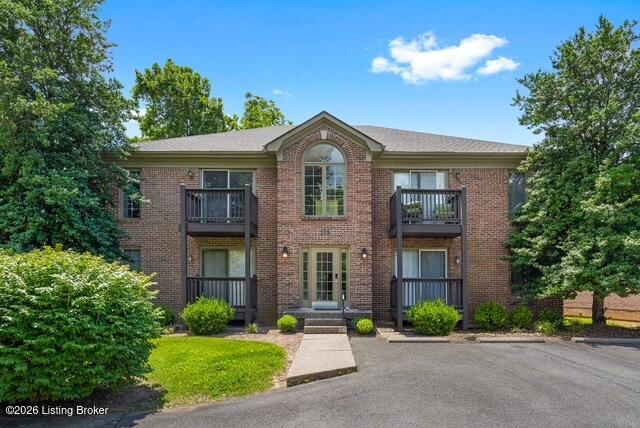 188 Saint Matthews Ave APT 3