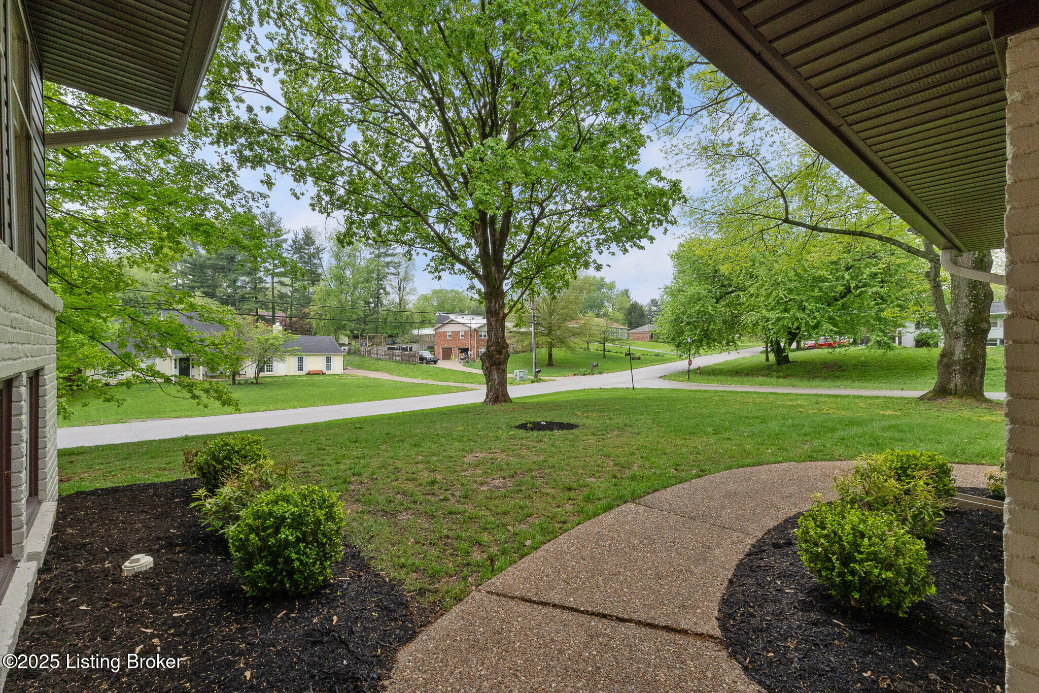 13304 River Bluff Ct