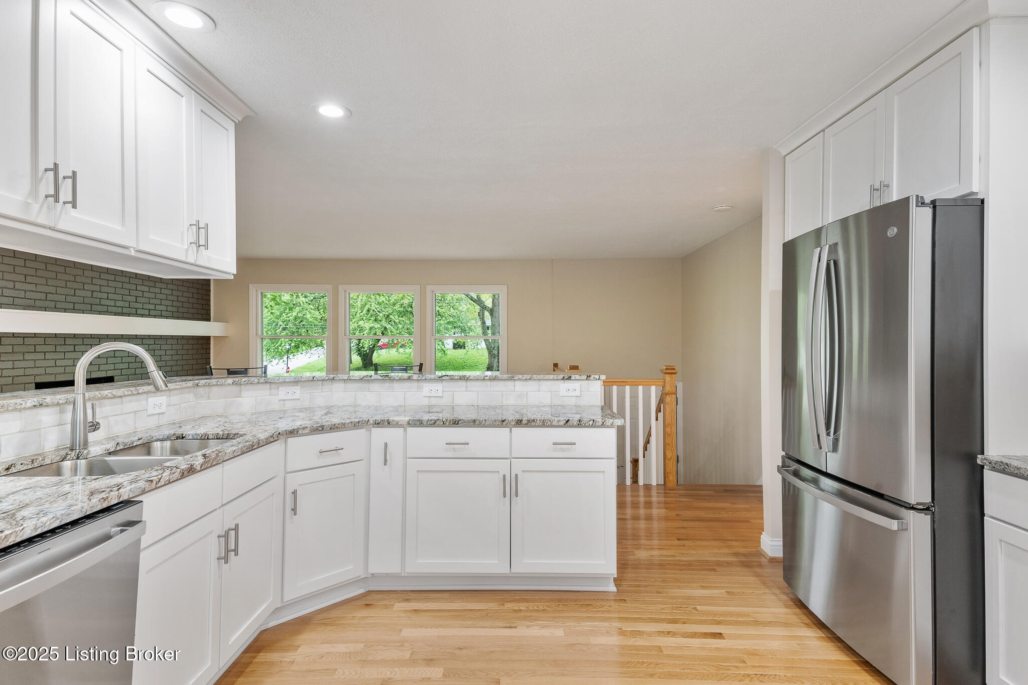 13304 River Bluff Ct