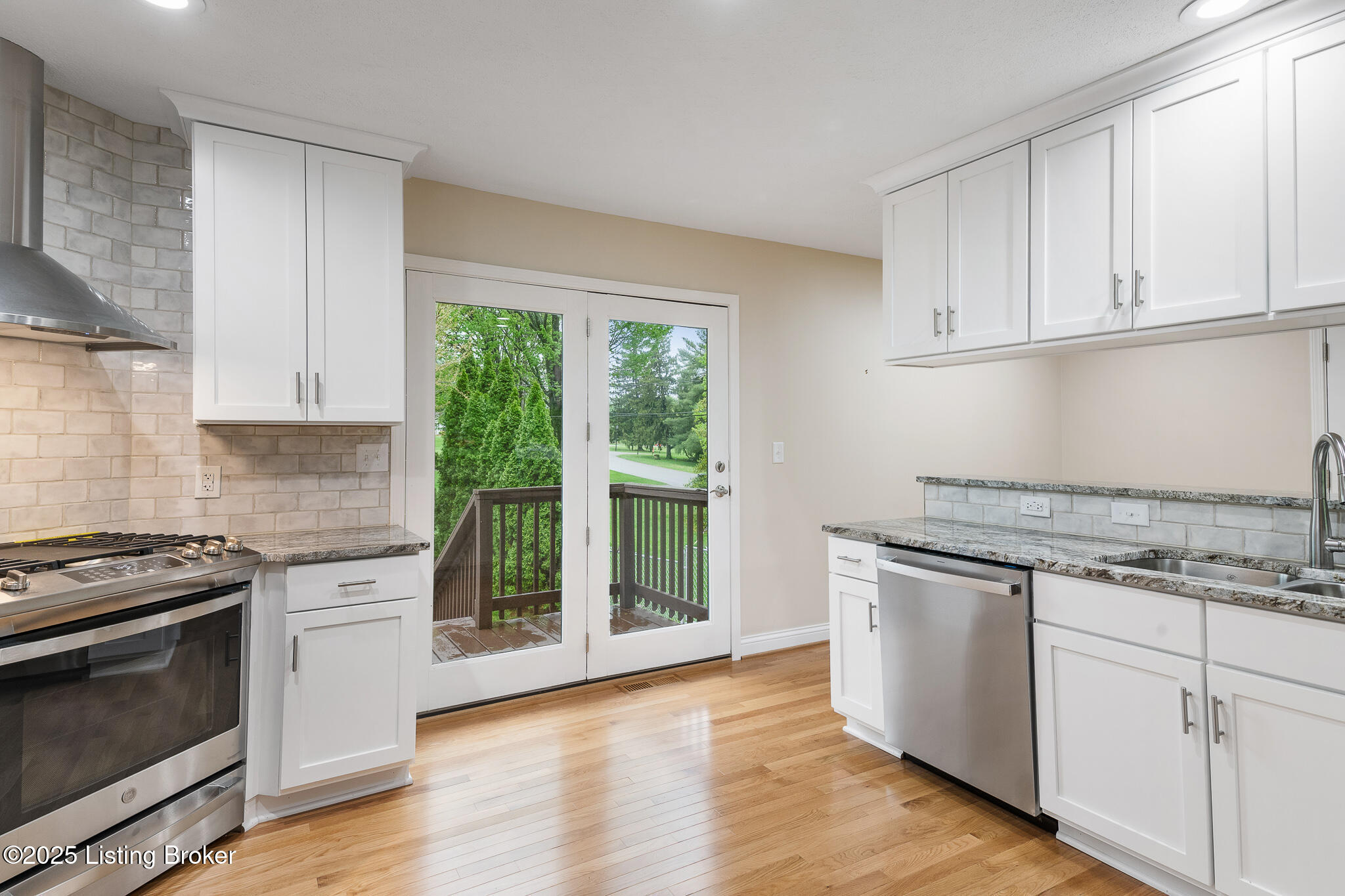 13304 River Bluff Ct