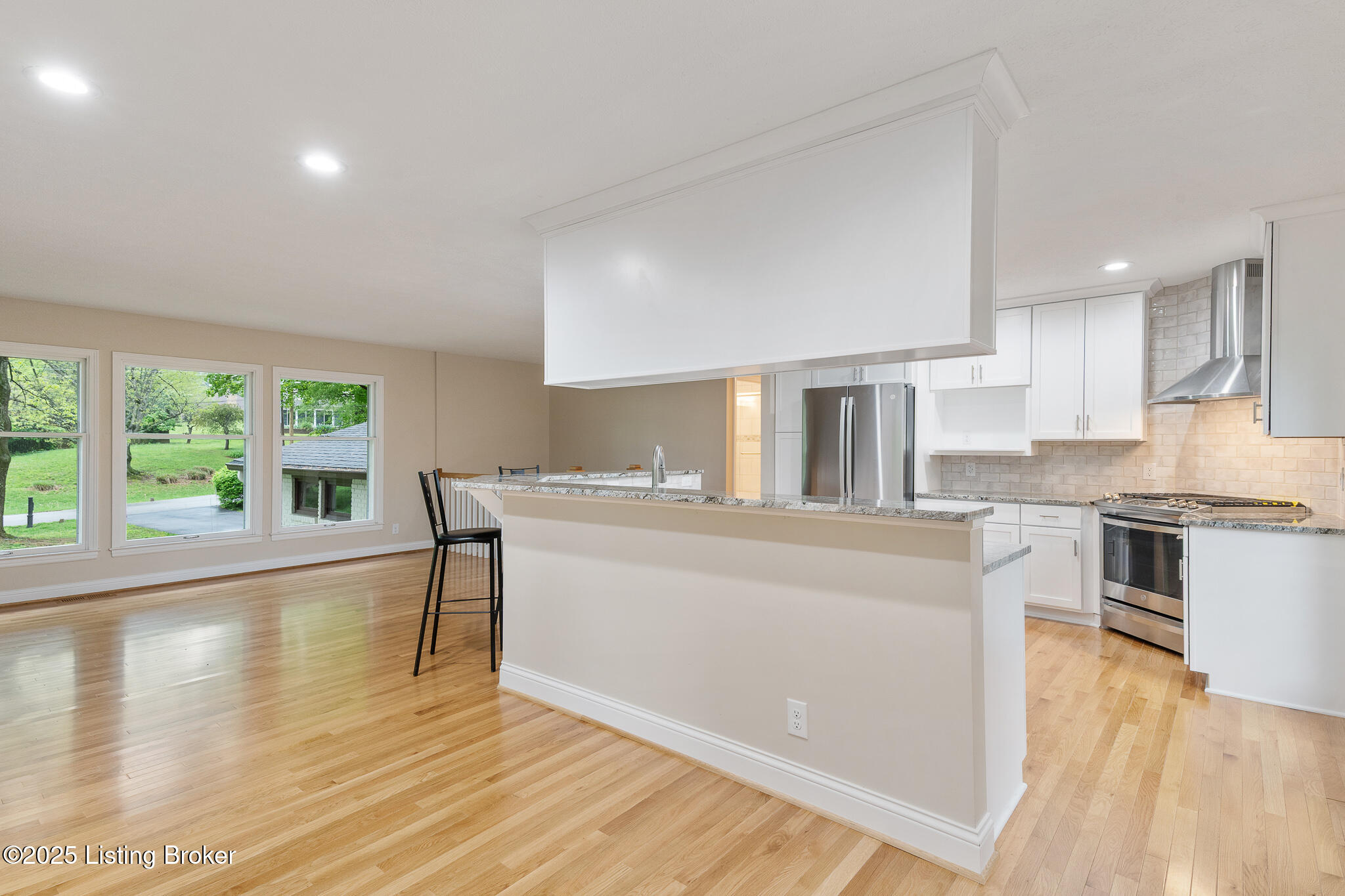 13304 River Bluff Ct