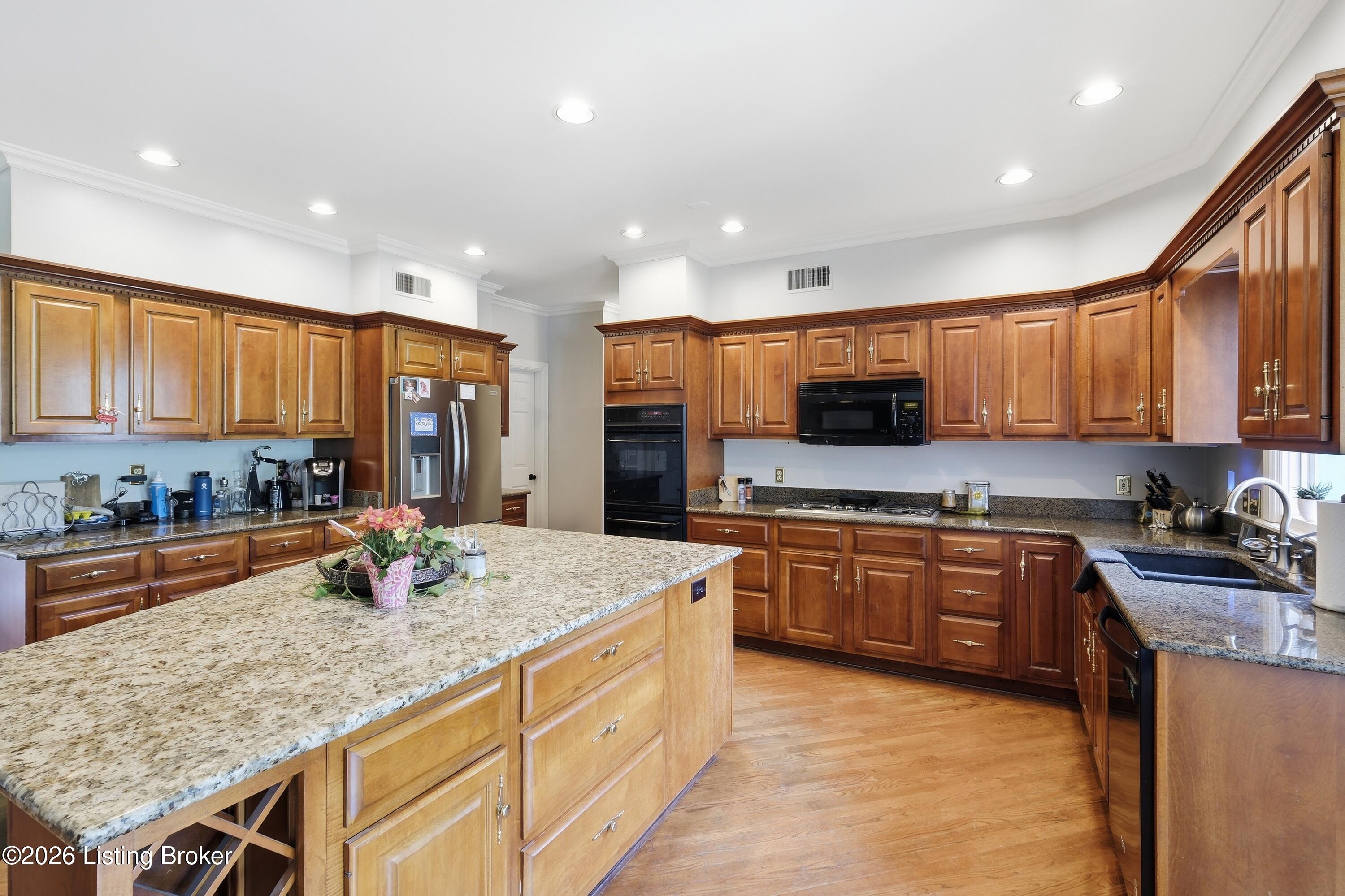 7304 Willow Gate Ct