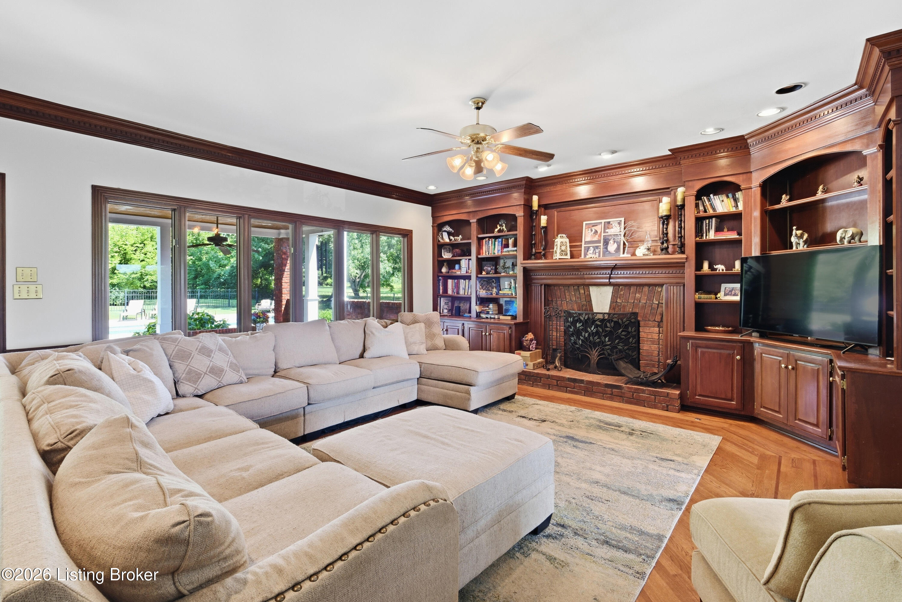 7304 Willow Gate Ct