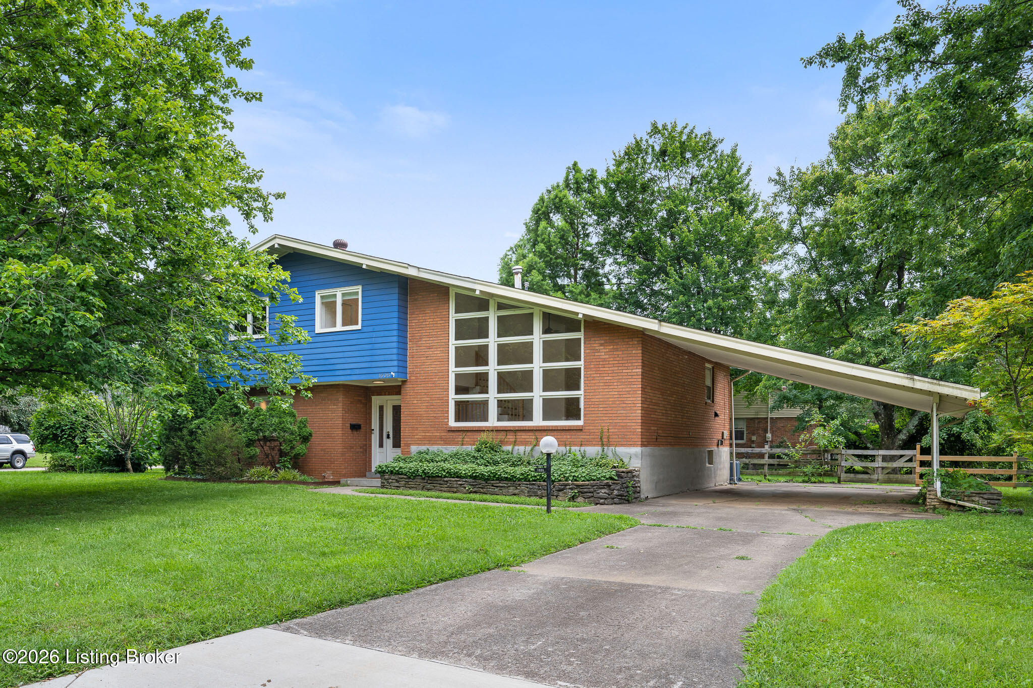 1608 Dunbarton Wynde