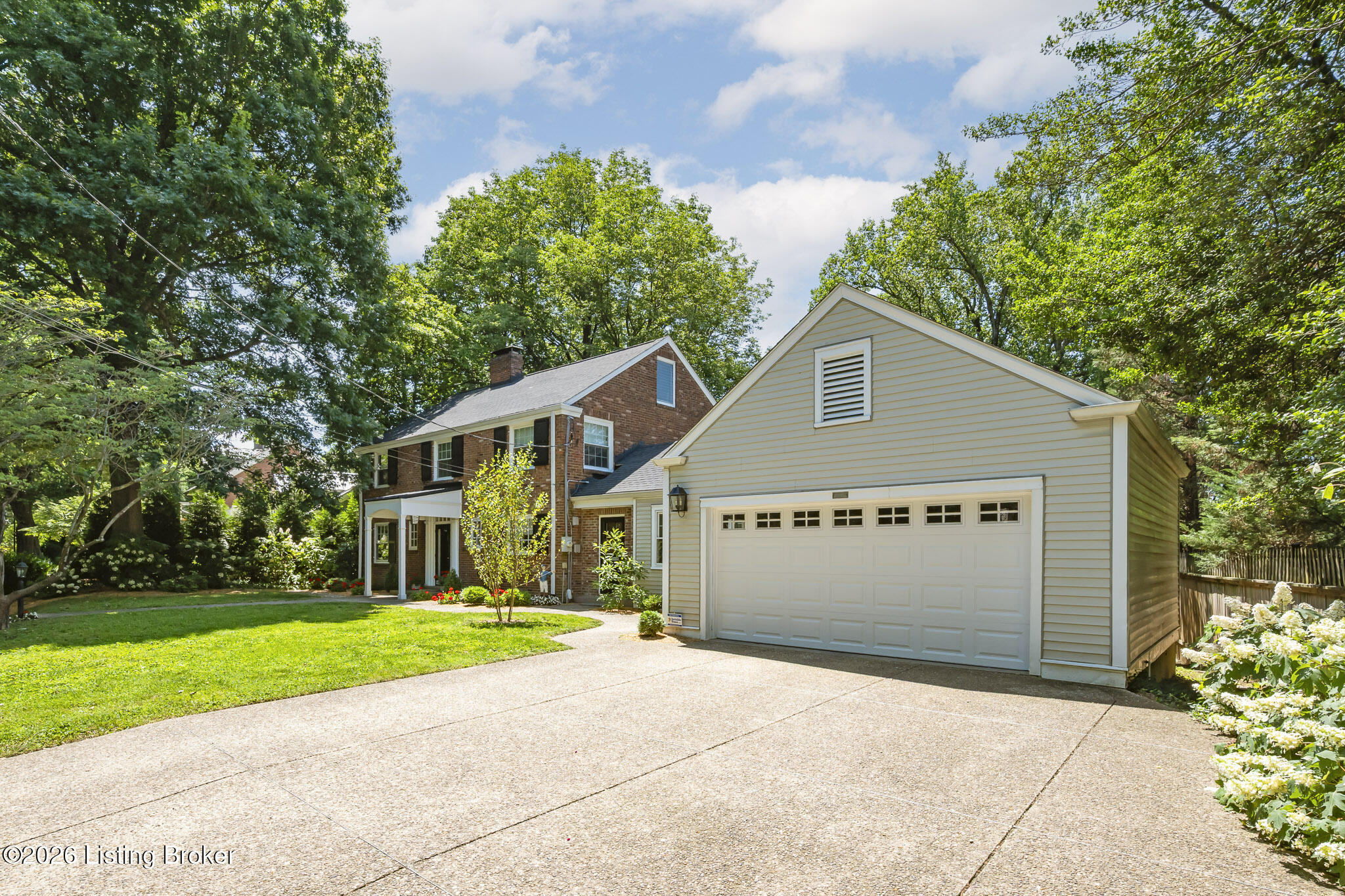 2420 Top Hill Rd