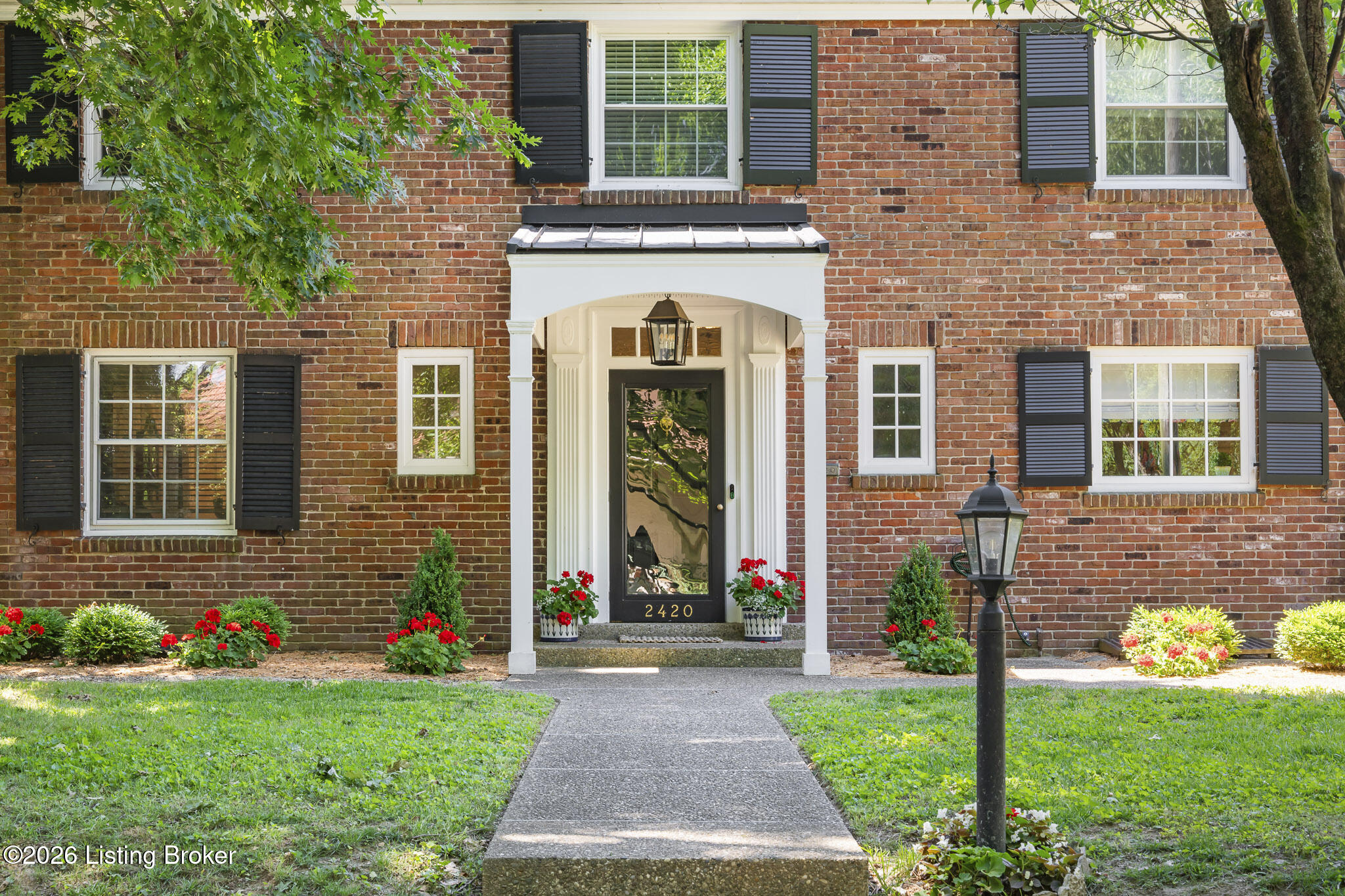 2420 Top Hill Rd