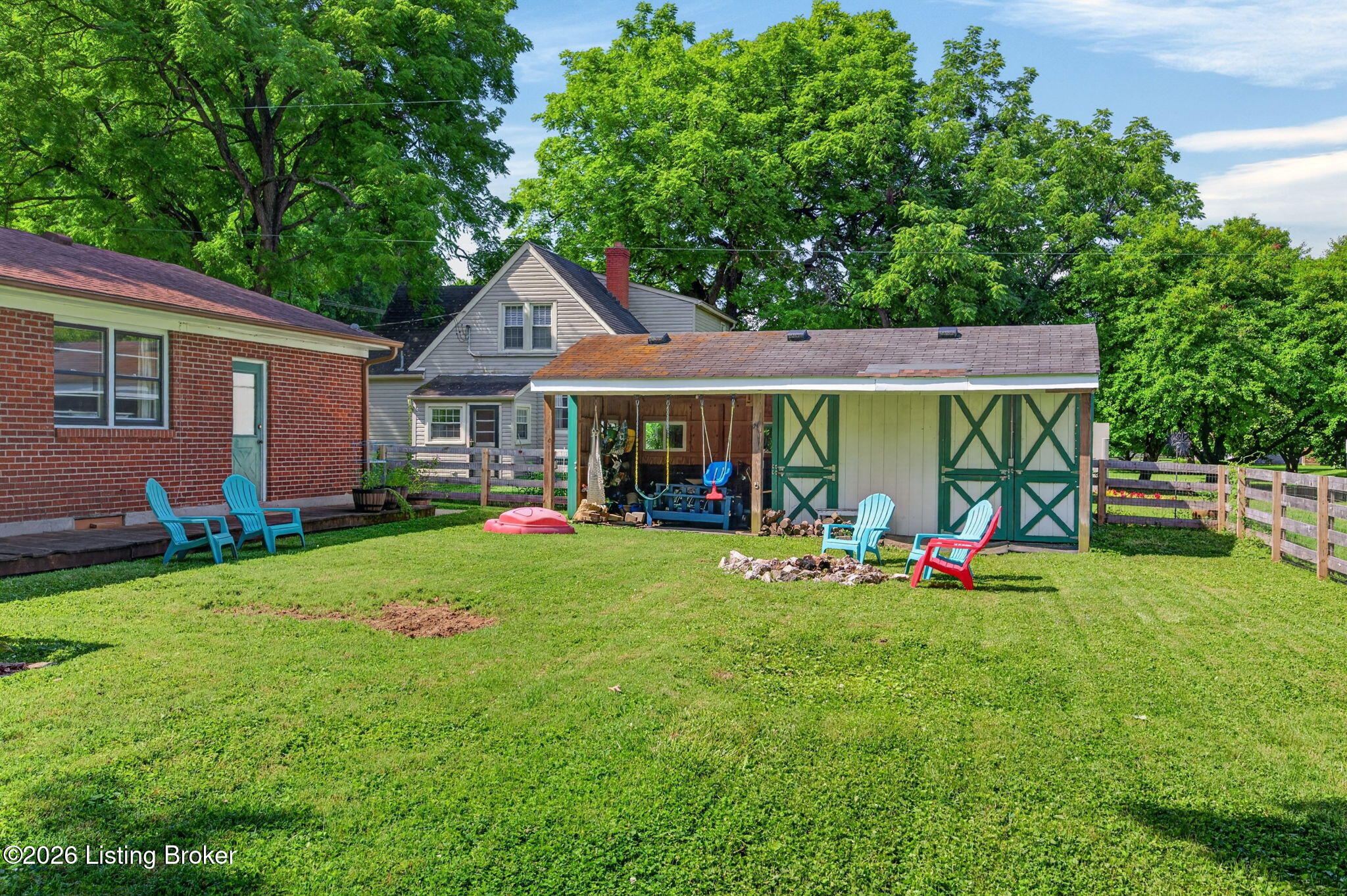 2104 N Rose Island Rd