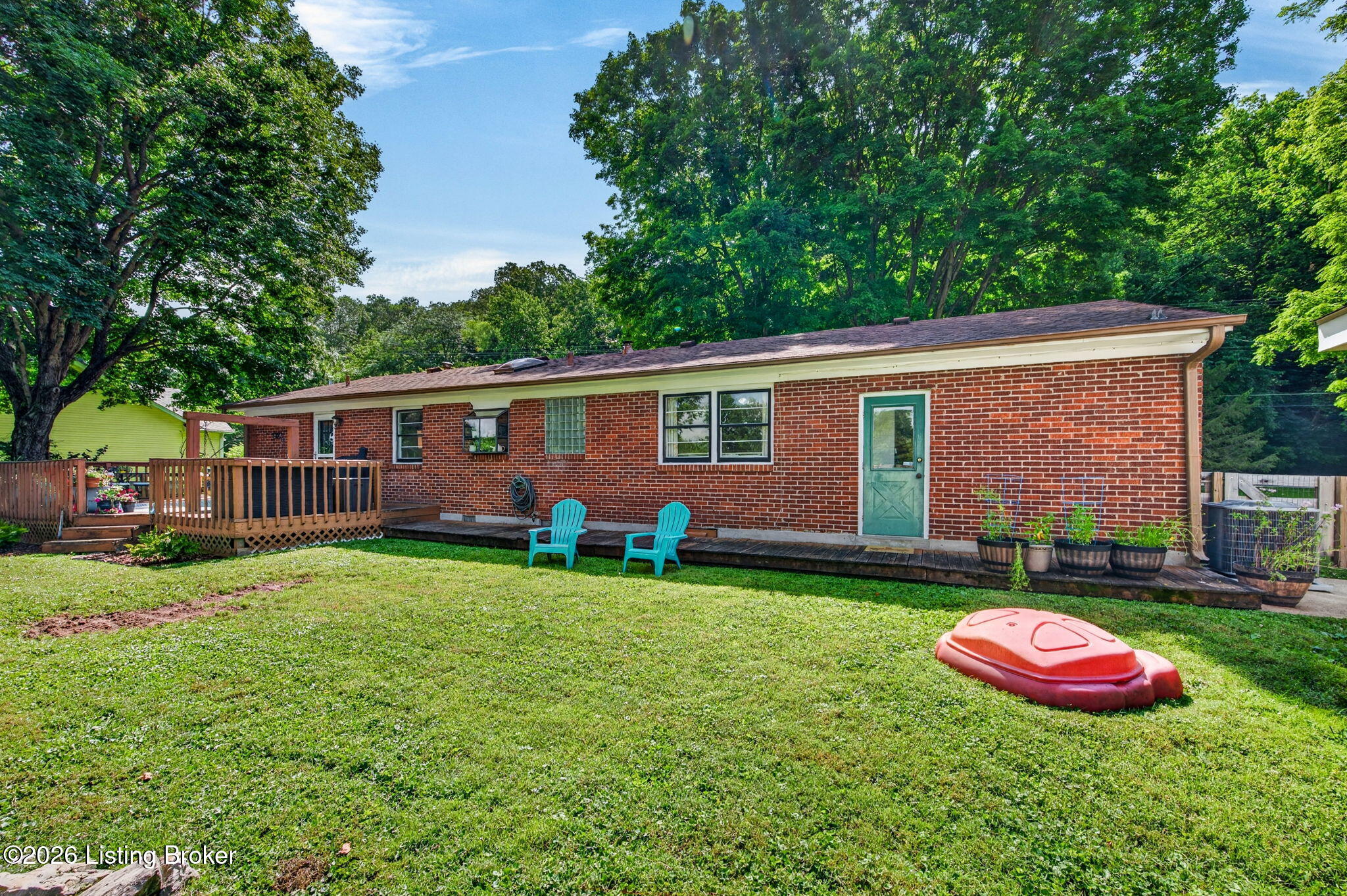 2104 N Rose Island Rd