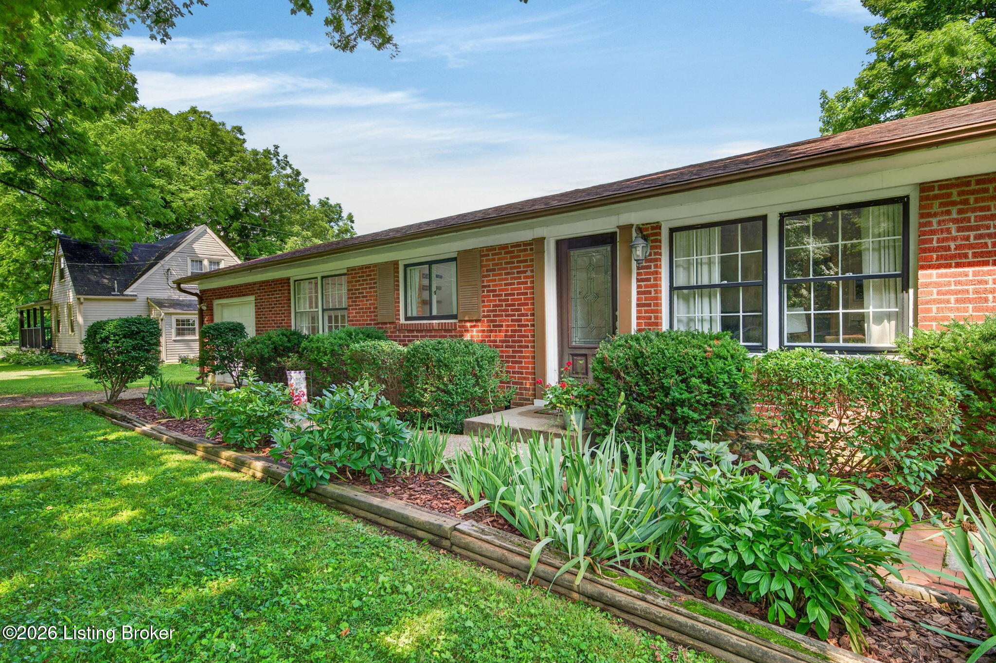 2104 N Rose Island Rd
