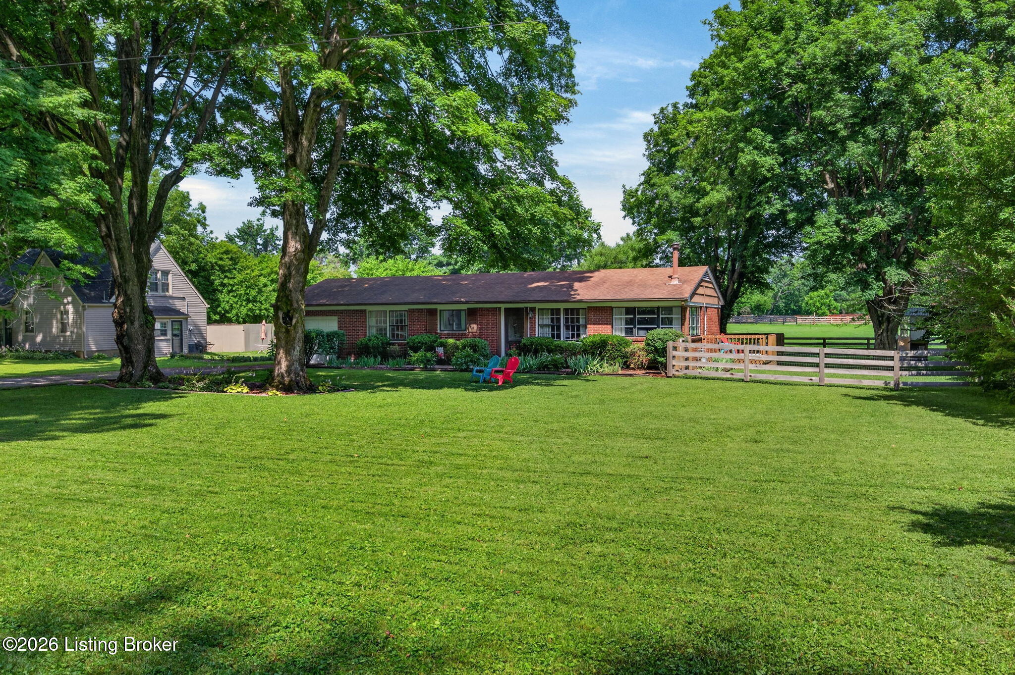 2104 N Rose Island Rd