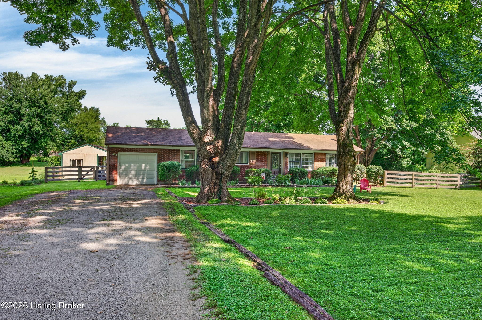 2104 N Rose Island Rd
