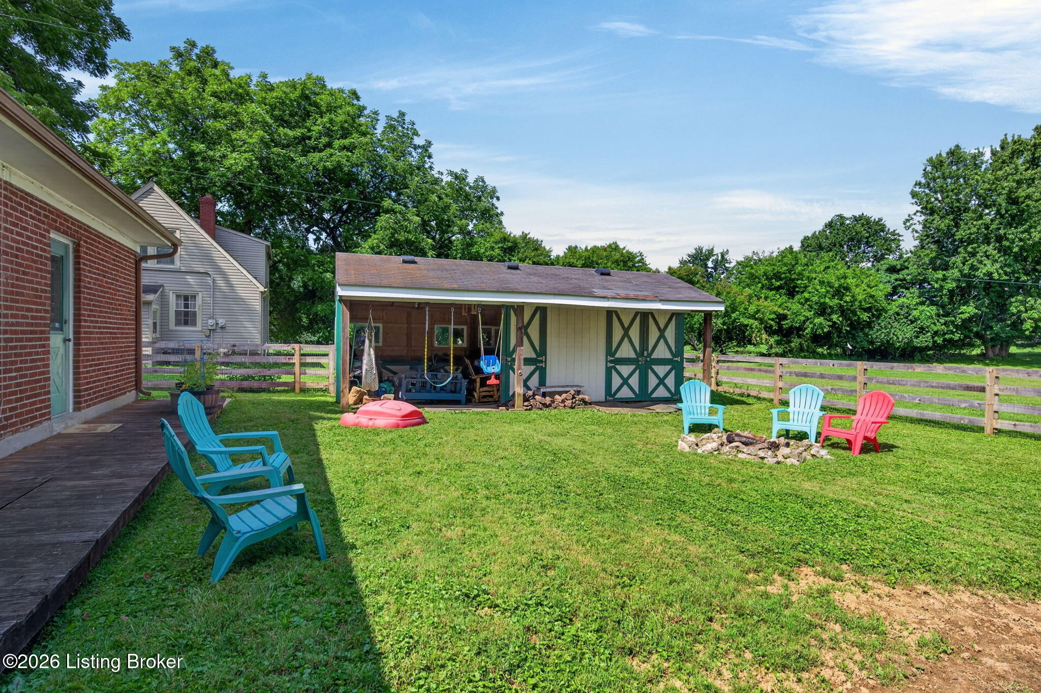 2104 N Rose Island Rd