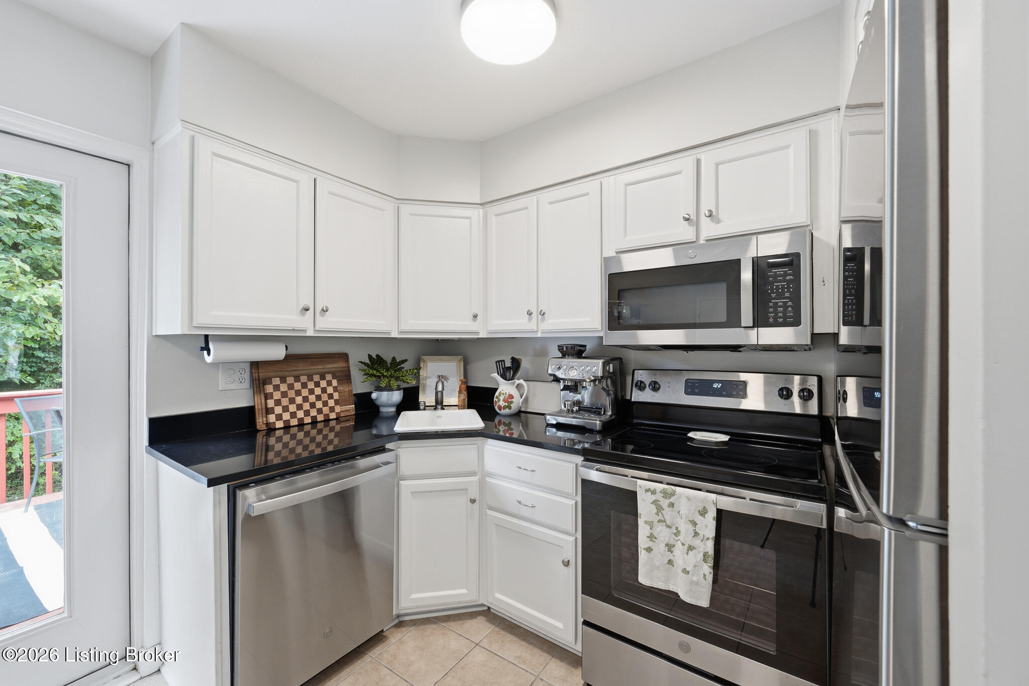 4105 Stoneview Dr APT 3