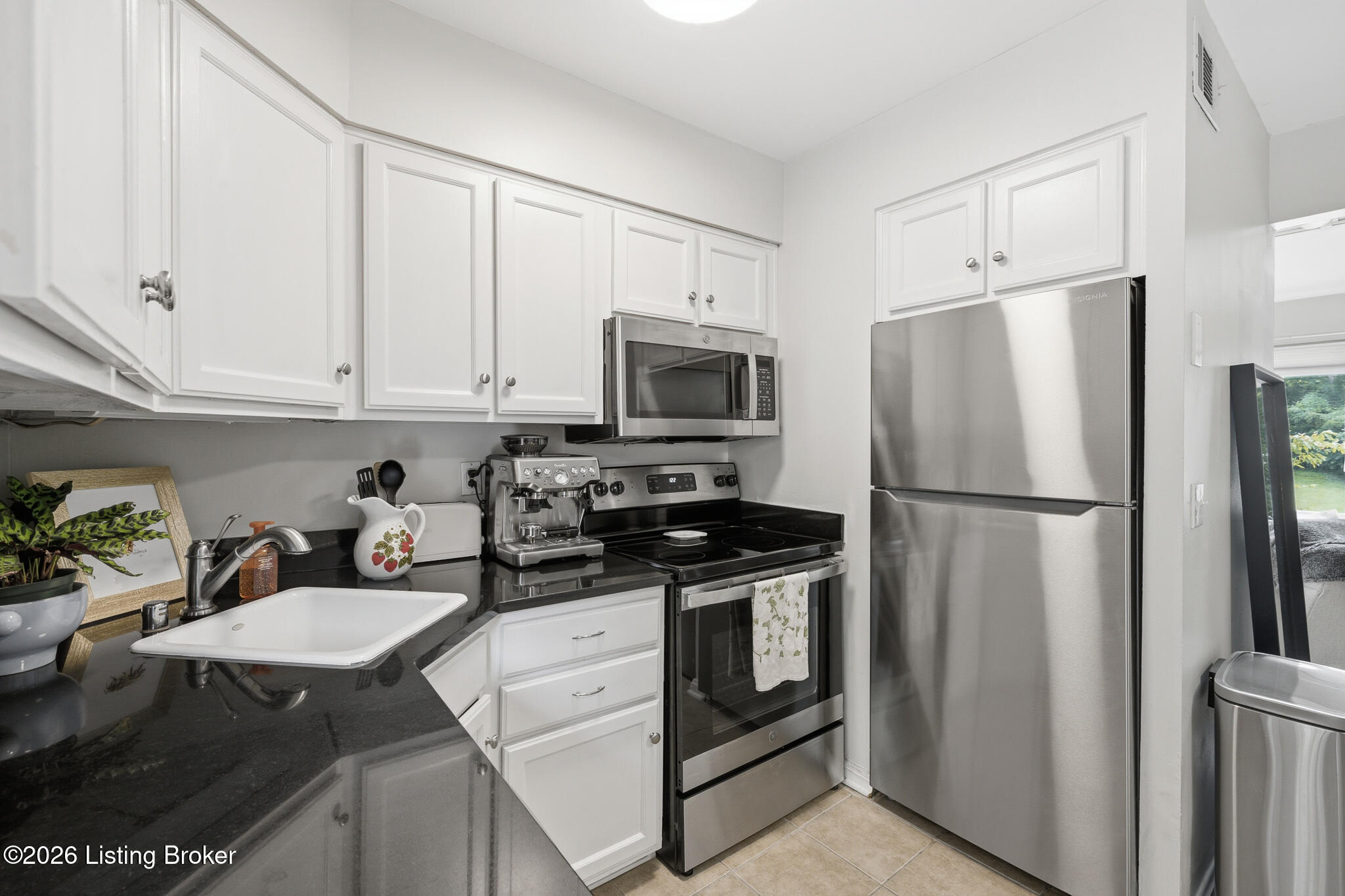 4105 Stoneview Dr APT 3