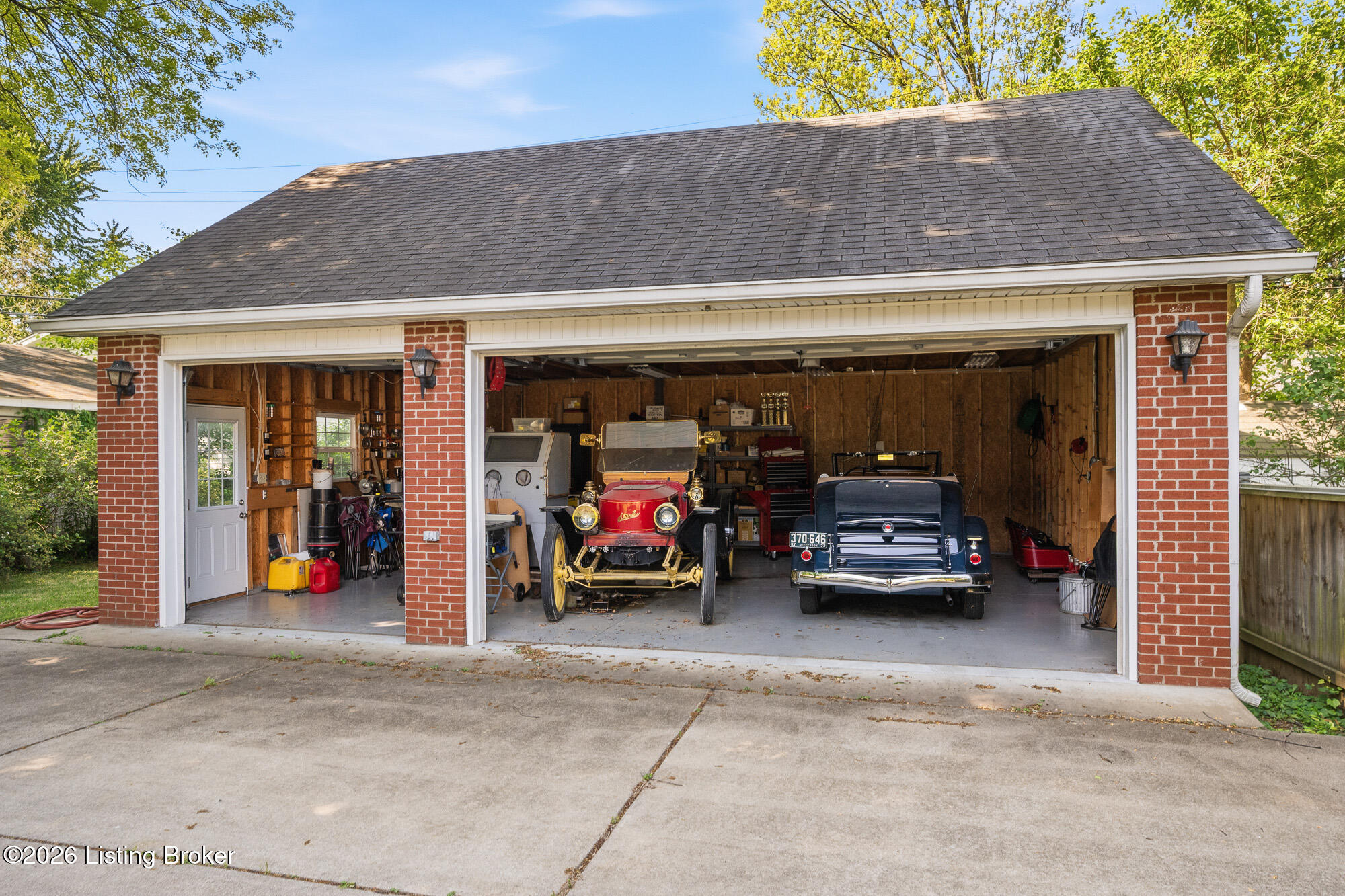 3122 Eagle Pass