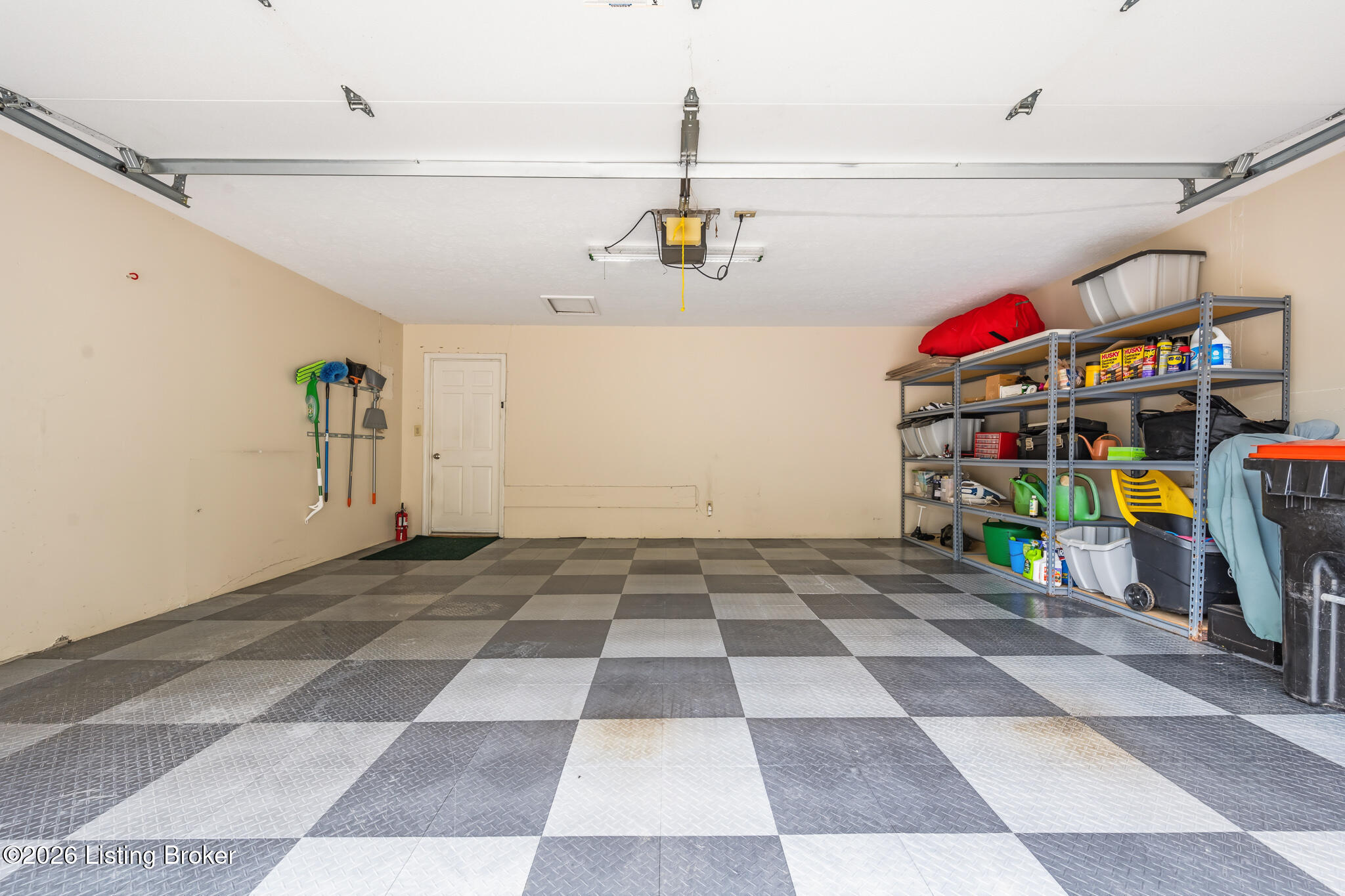 1138 Rostrevor Cir