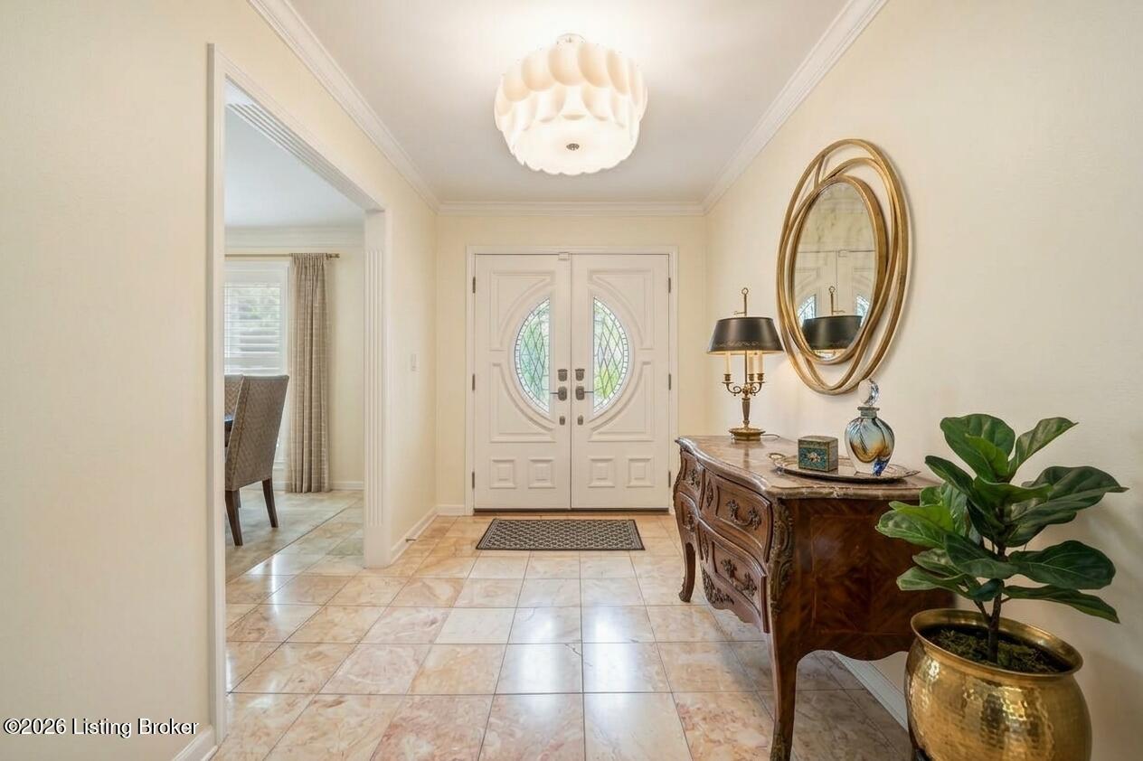 1138 Rostrevor Cir