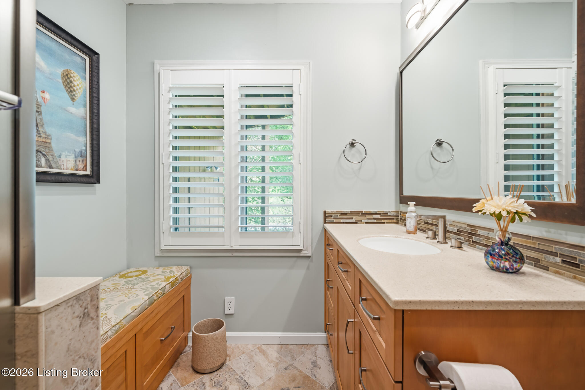 1138 Rostrevor Cir