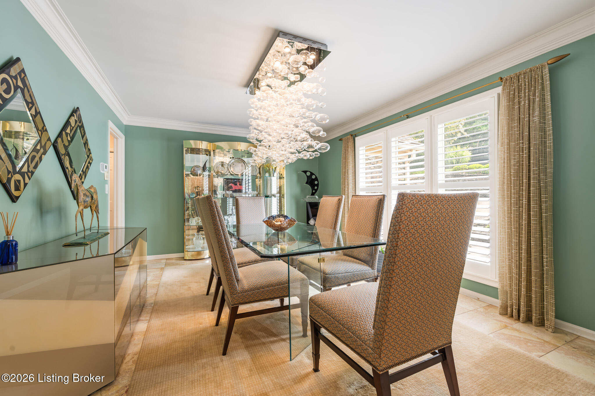 1138 Rostrevor Cir
