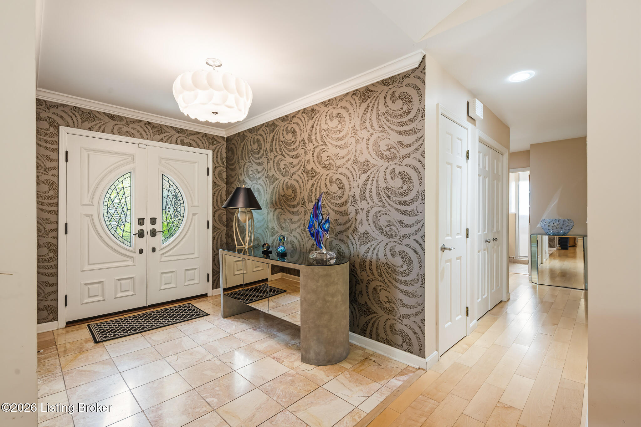 1138 Rostrevor Cir