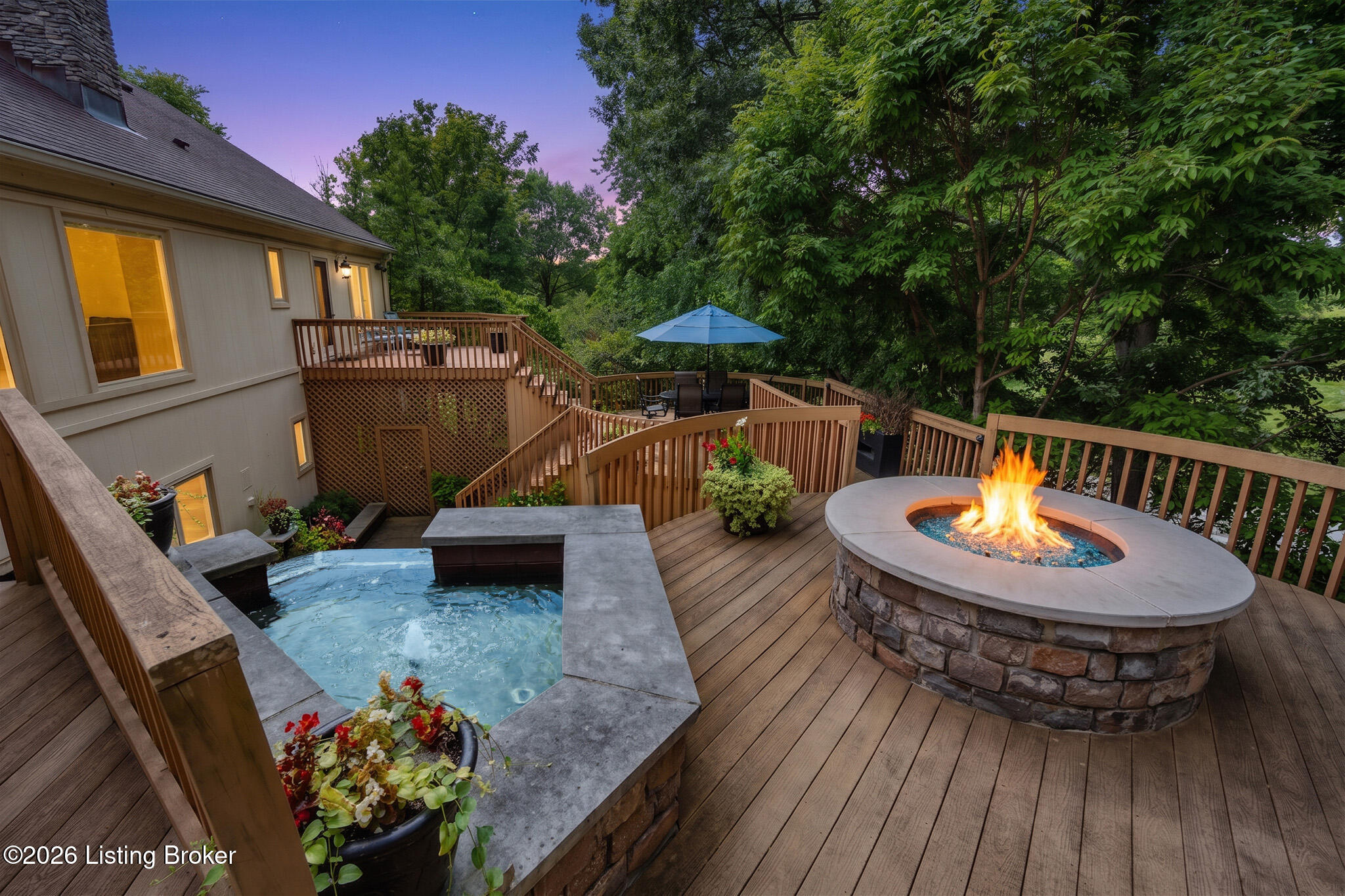 1138 Rostrevor Cir