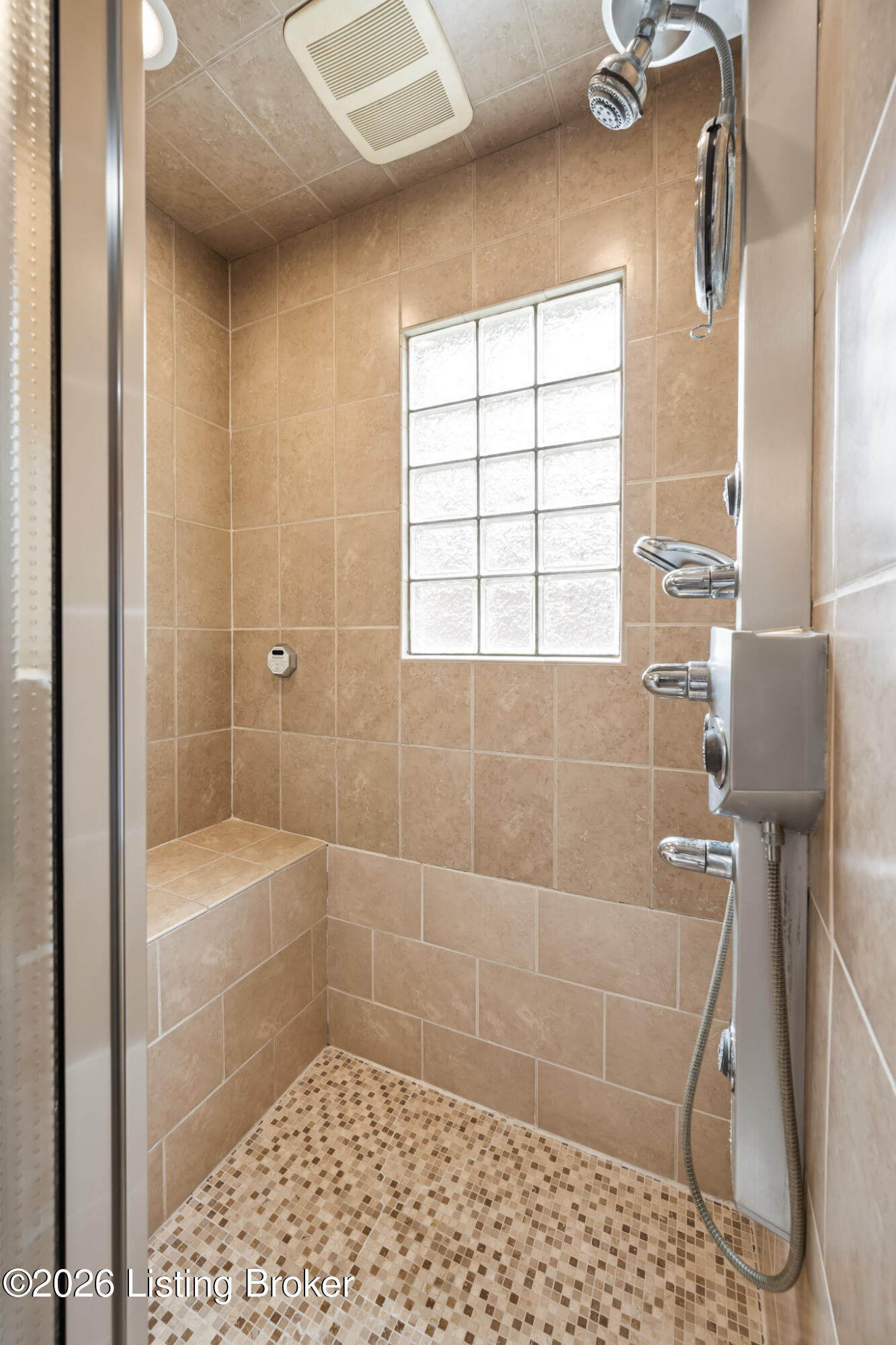 1138 Rostrevor Cir