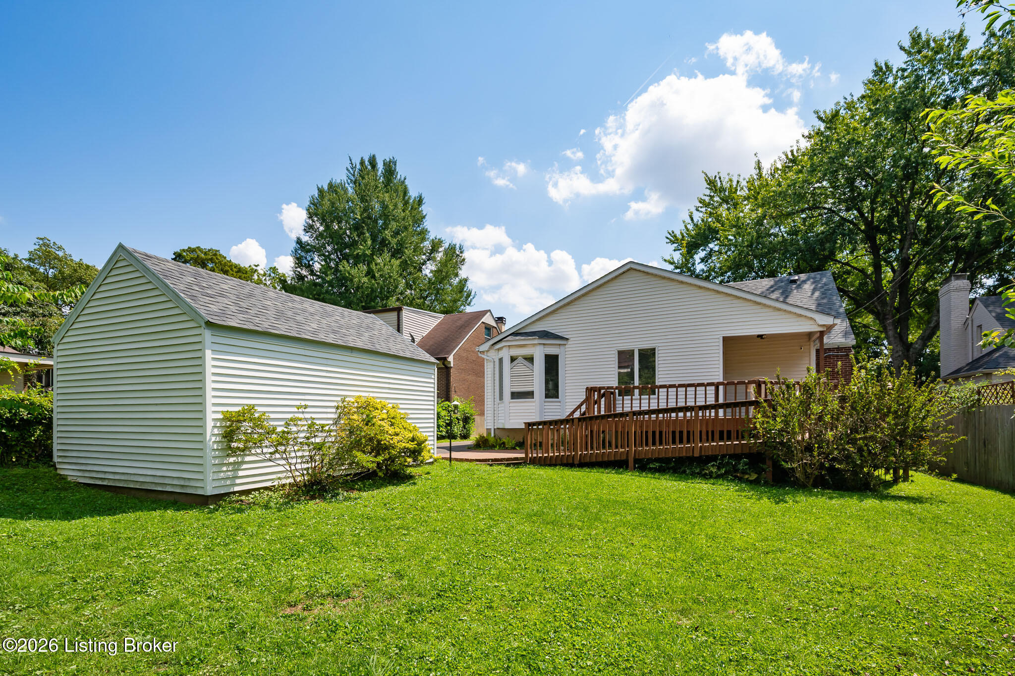 2021 Winston Ave