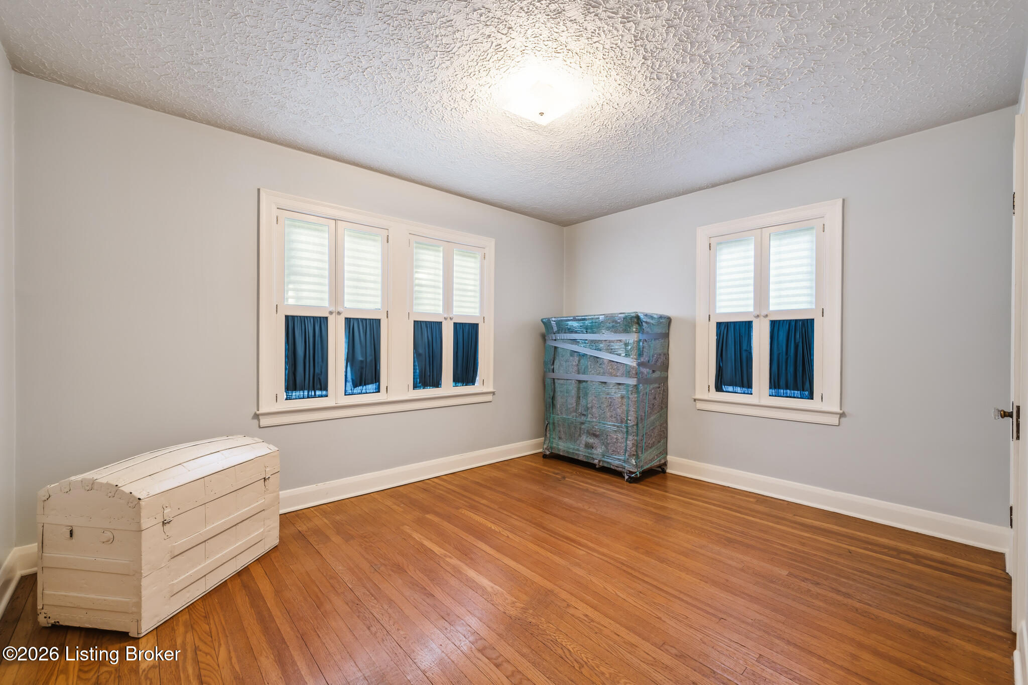 2021 Winston Ave