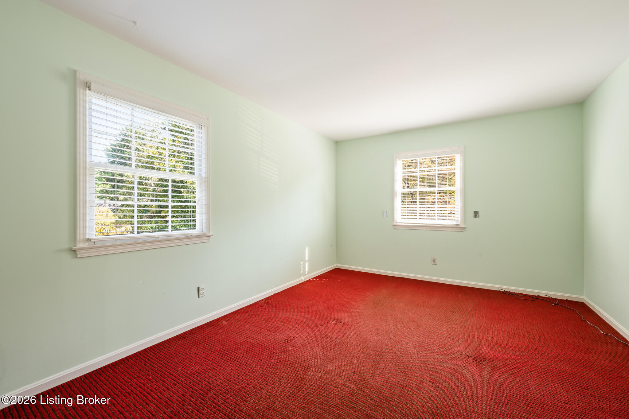 3309 Thrush Rd