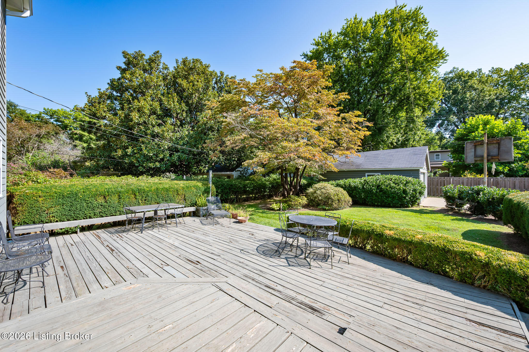 3309 Thrush Rd