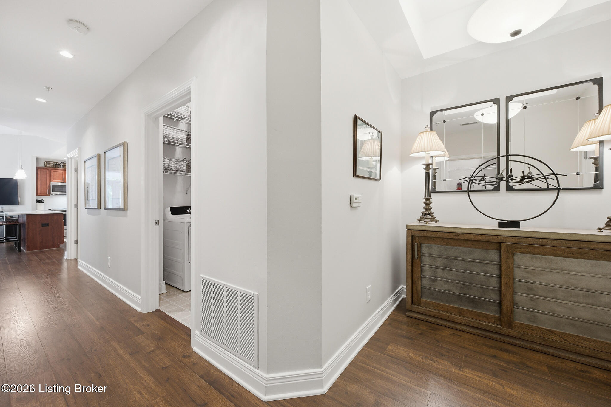 10619 Meeting St 309