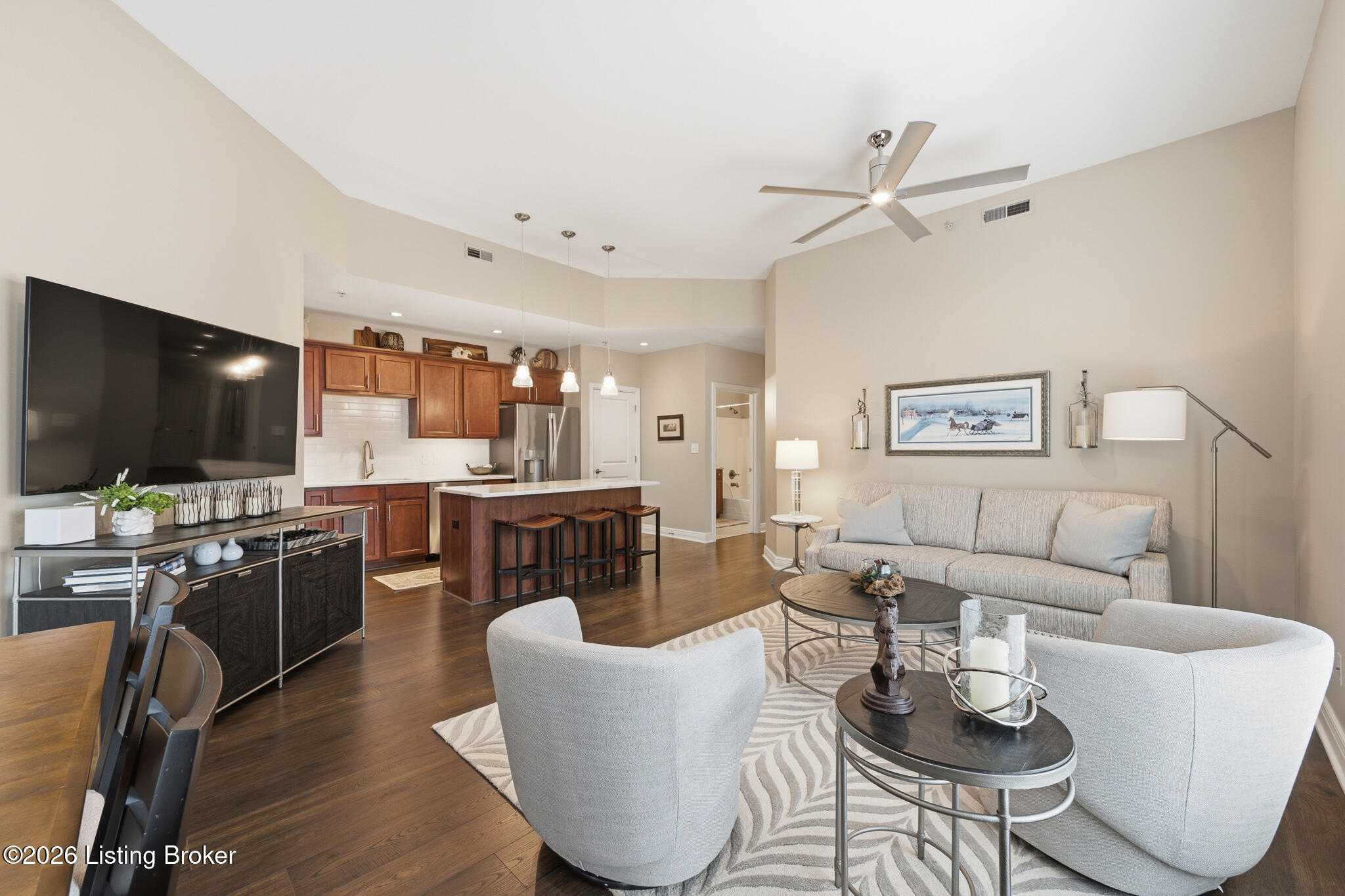 10619 Meeting St 309