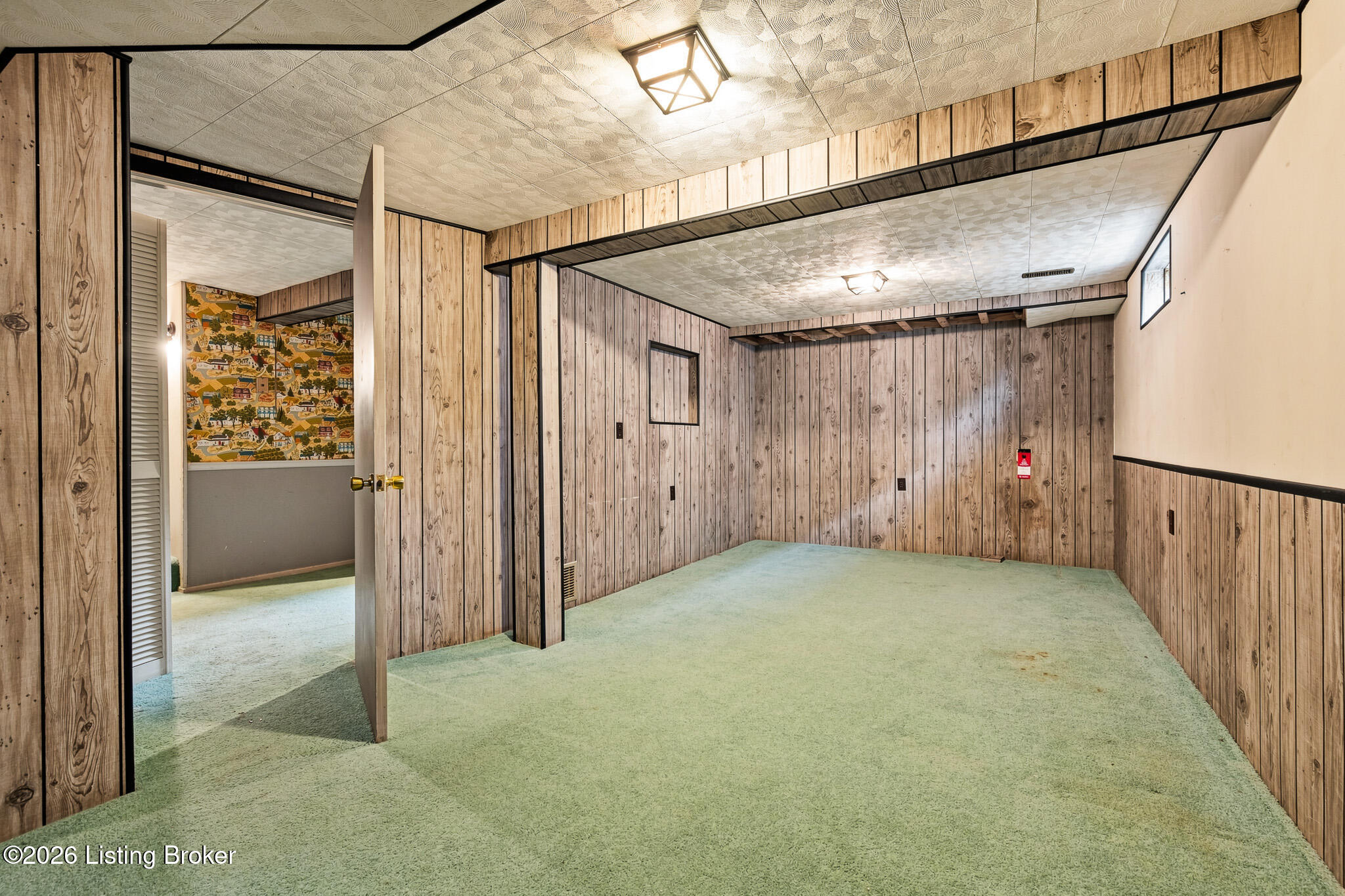 3329 Frontier Trail