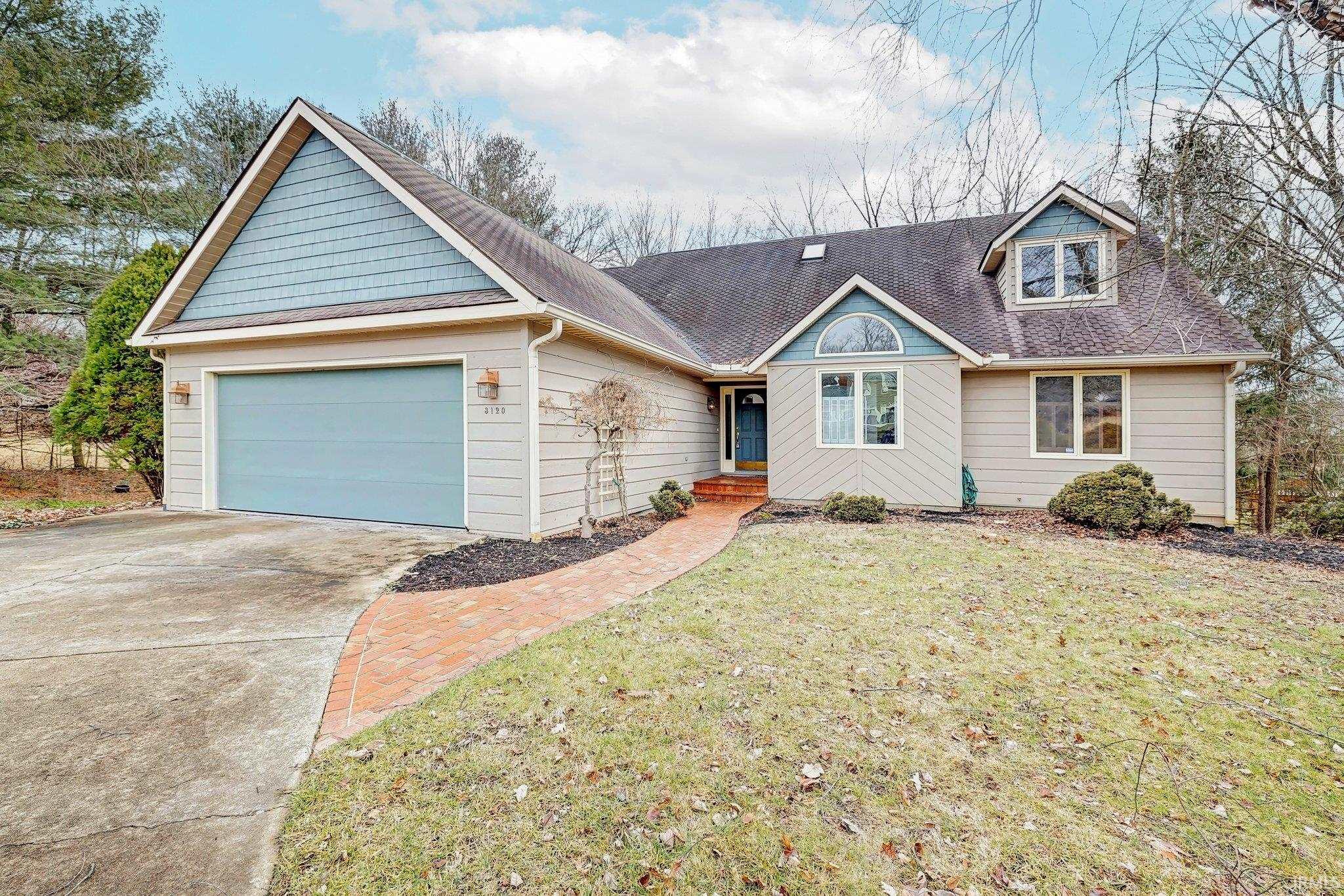 3120 E Diana Court