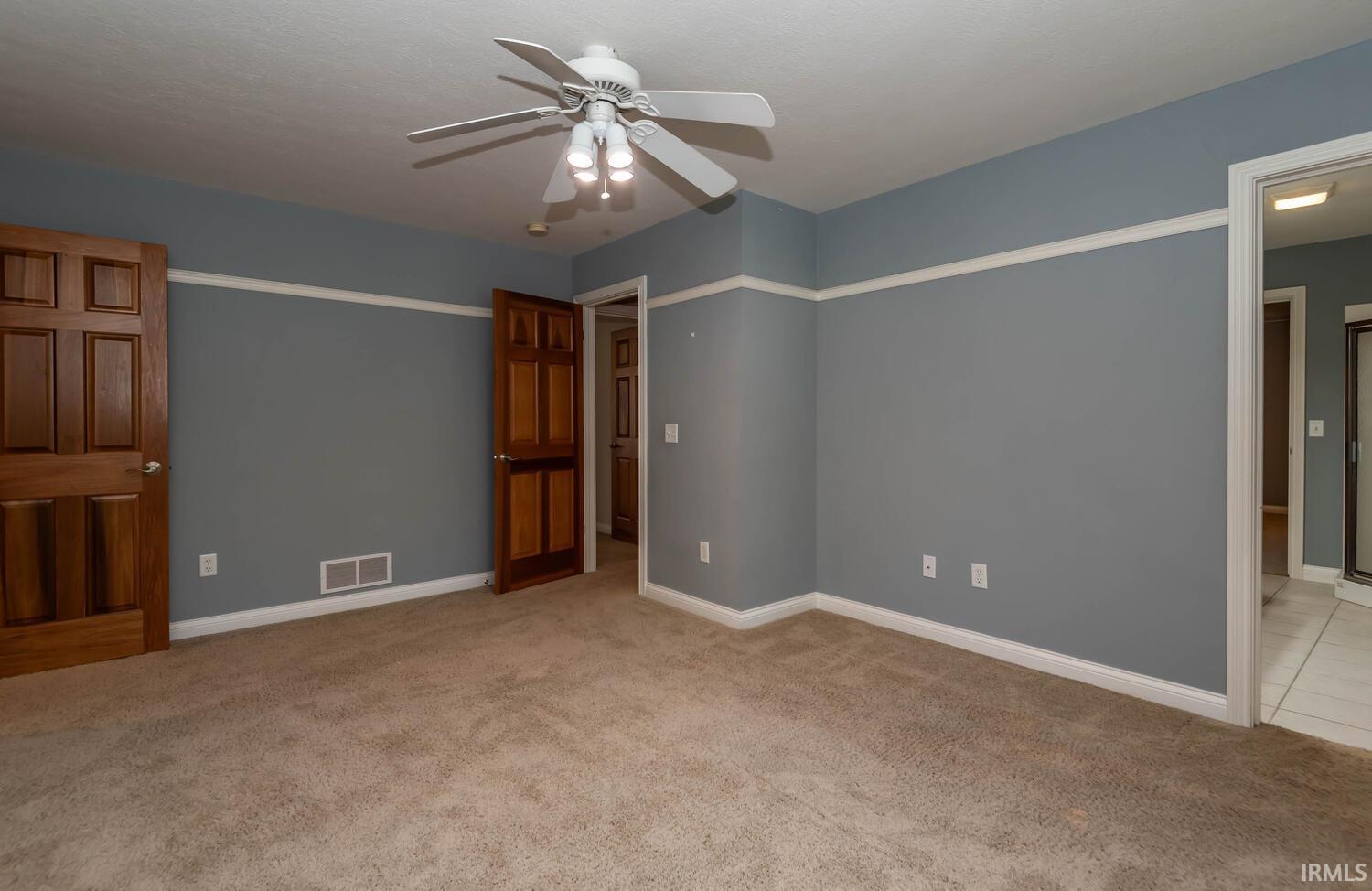 3001 E Fox Chase Run