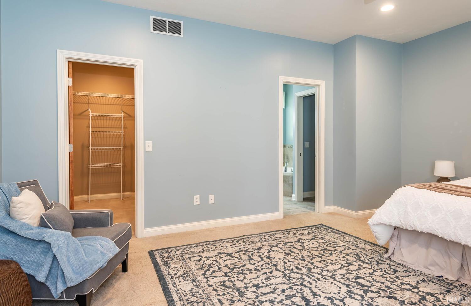 3001 E Fox Chase Run