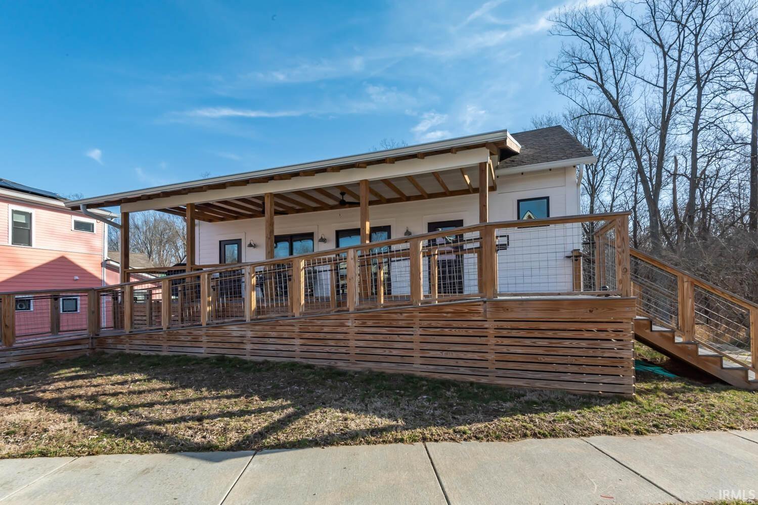 1304 E Short Street