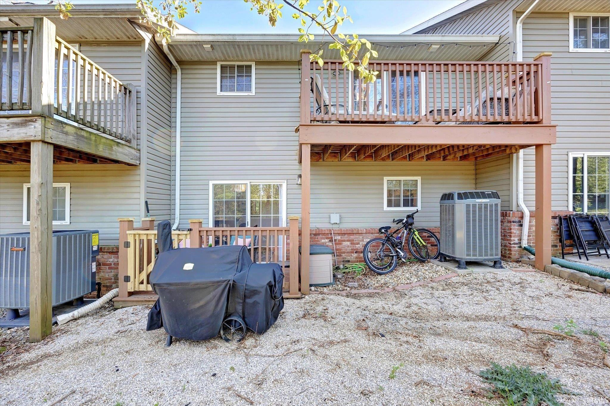 3863 S Cramer Circle