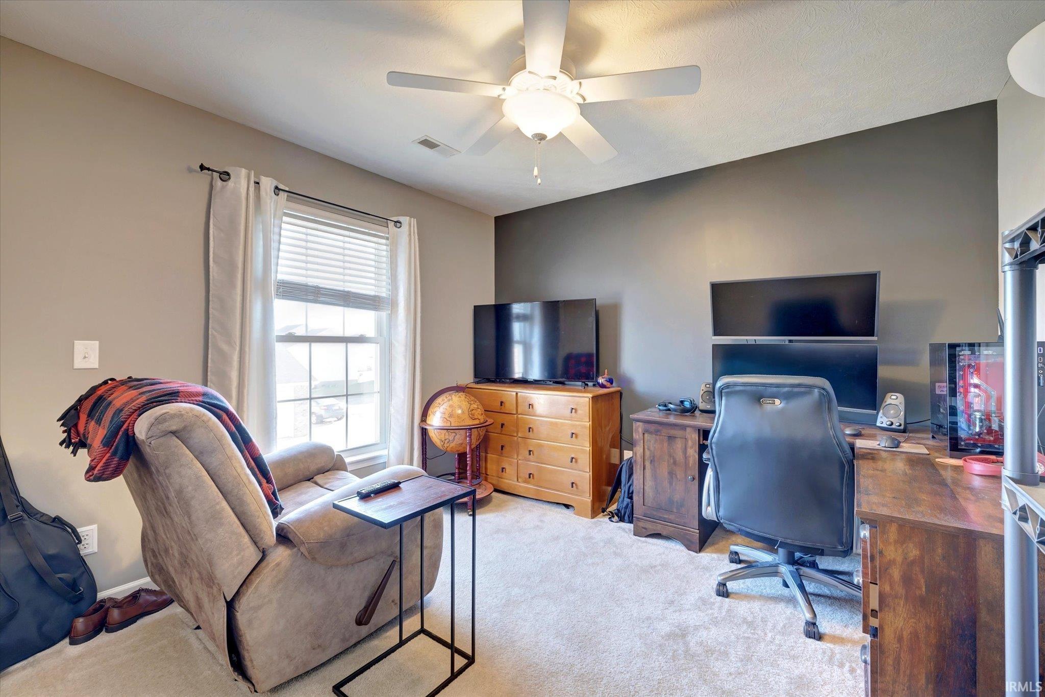 3863 S Cramer Circle