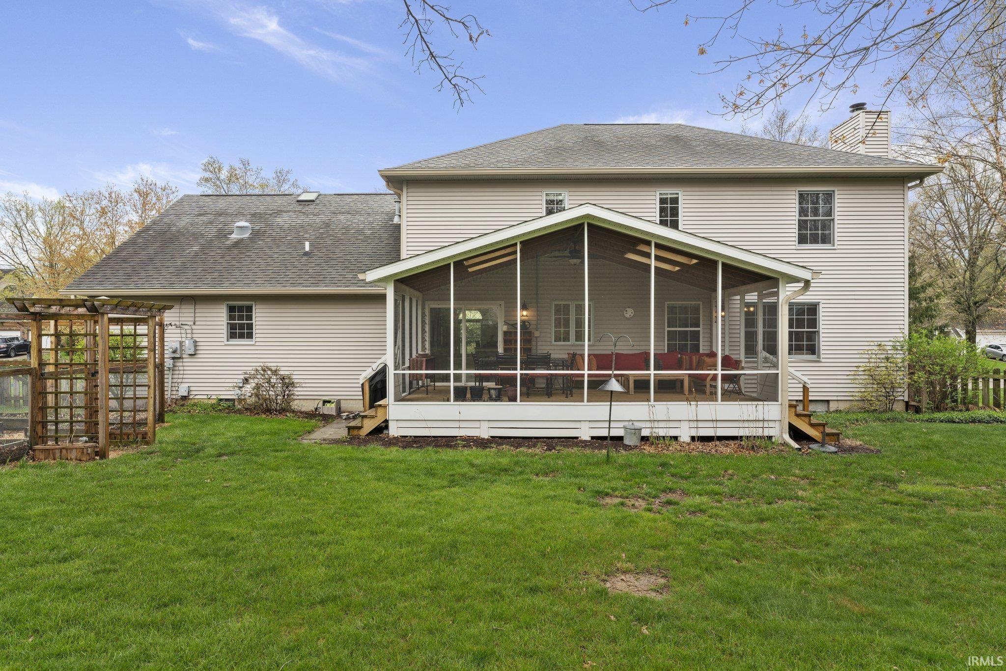 2706 E Brigs Bend