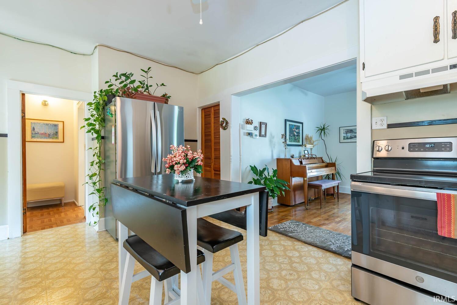 517 W 13th Street