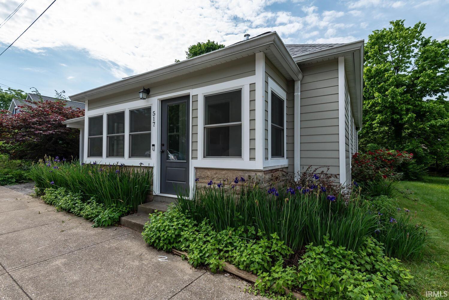 517 W 13th Street