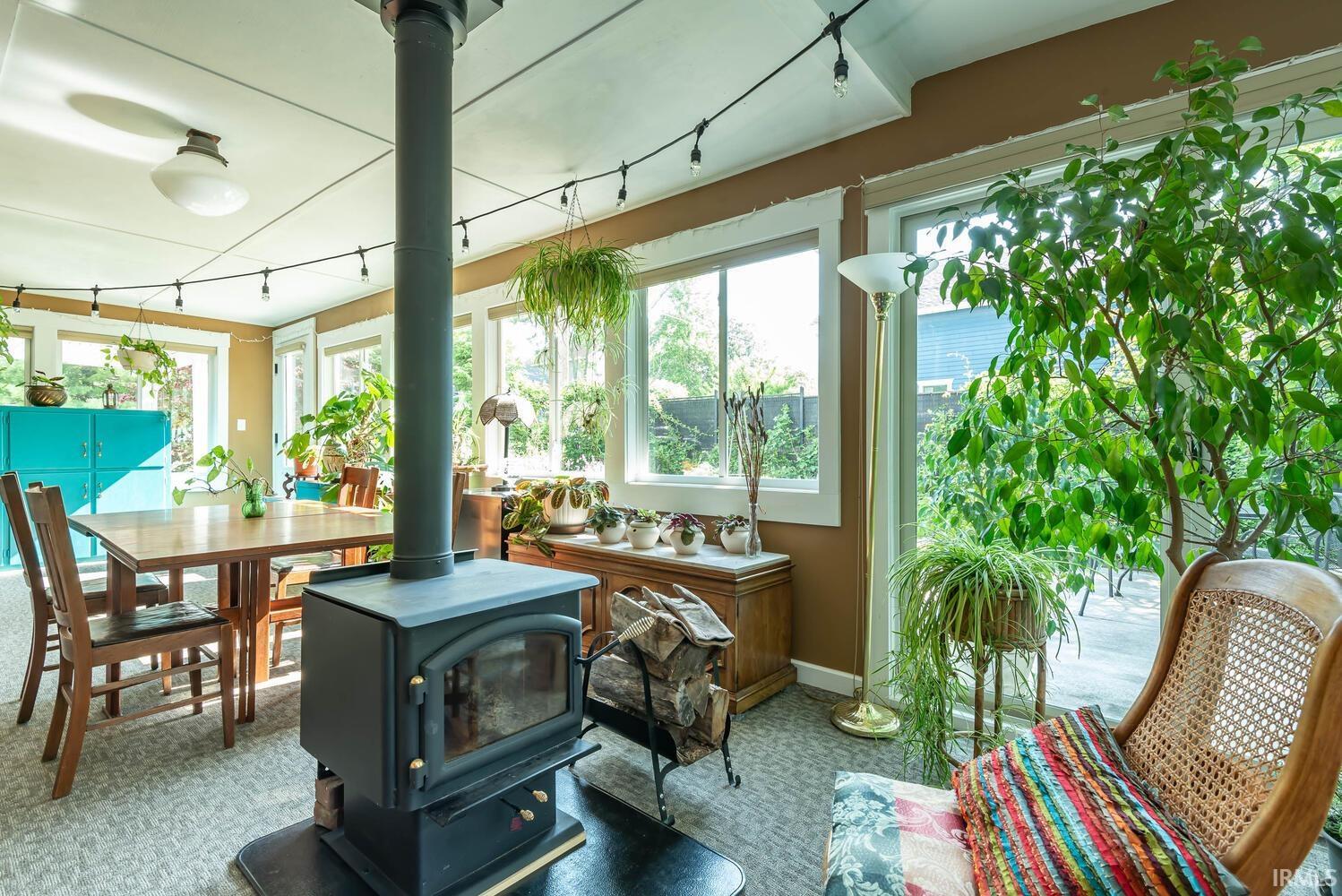 517 W 13th Street