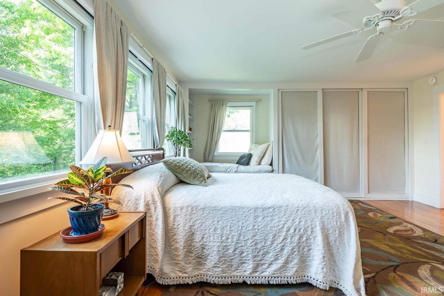 517 W 13th Street